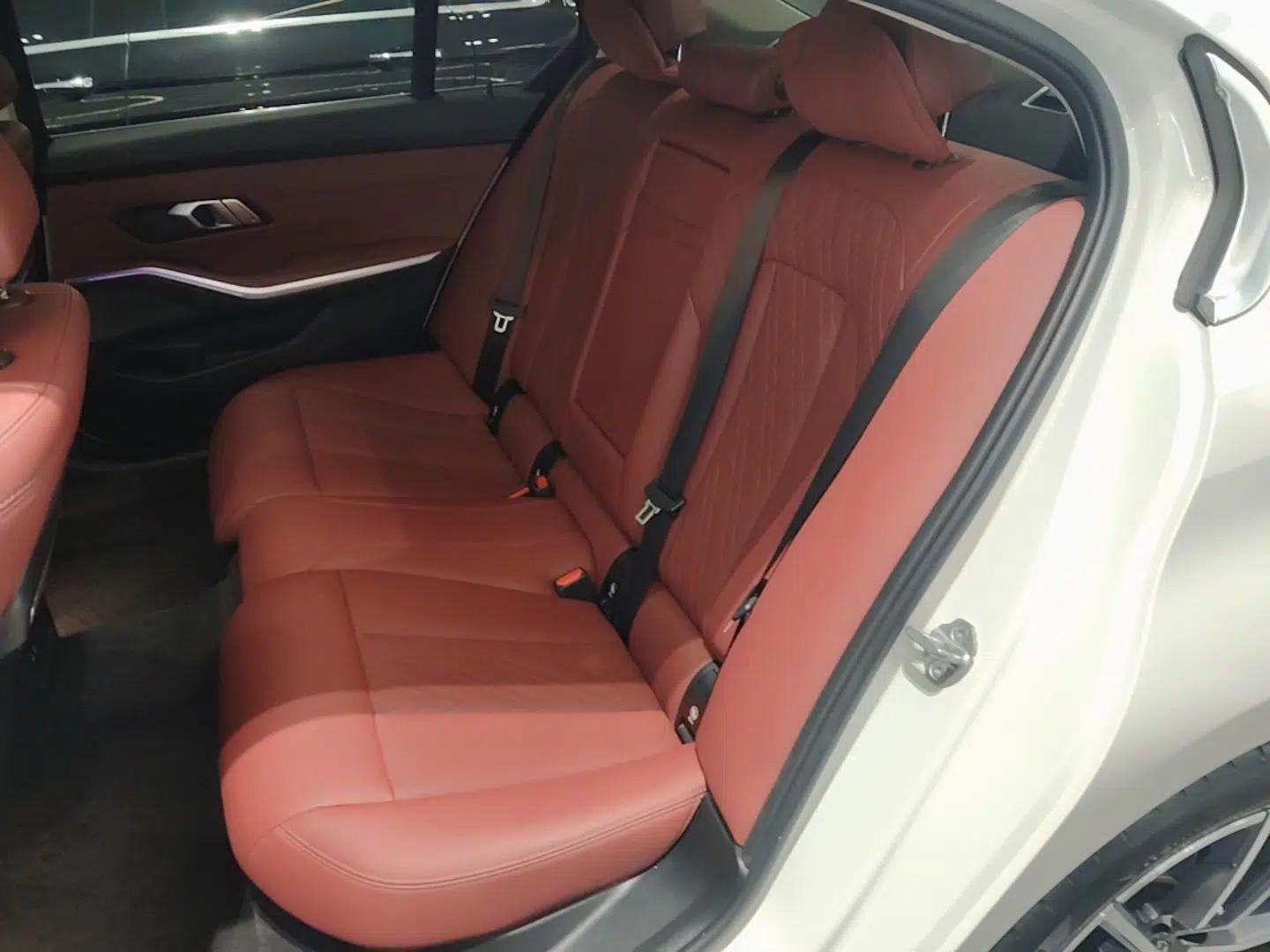 BMW 3 Series 2022 320Li M Sport Package — миниатюра 25
