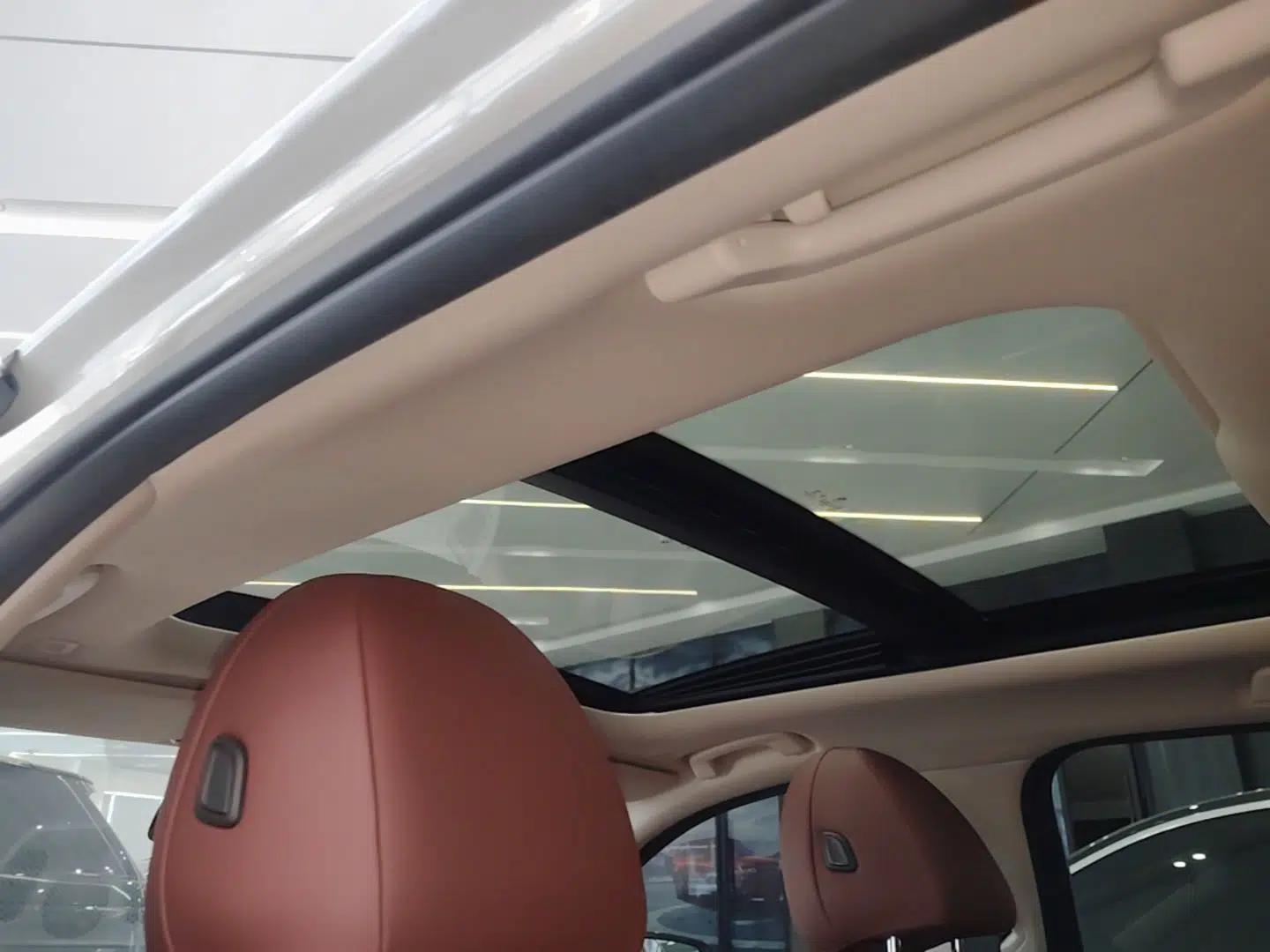 BMW 3 Series 2022 320Li M Sport Package — миниатюра 26