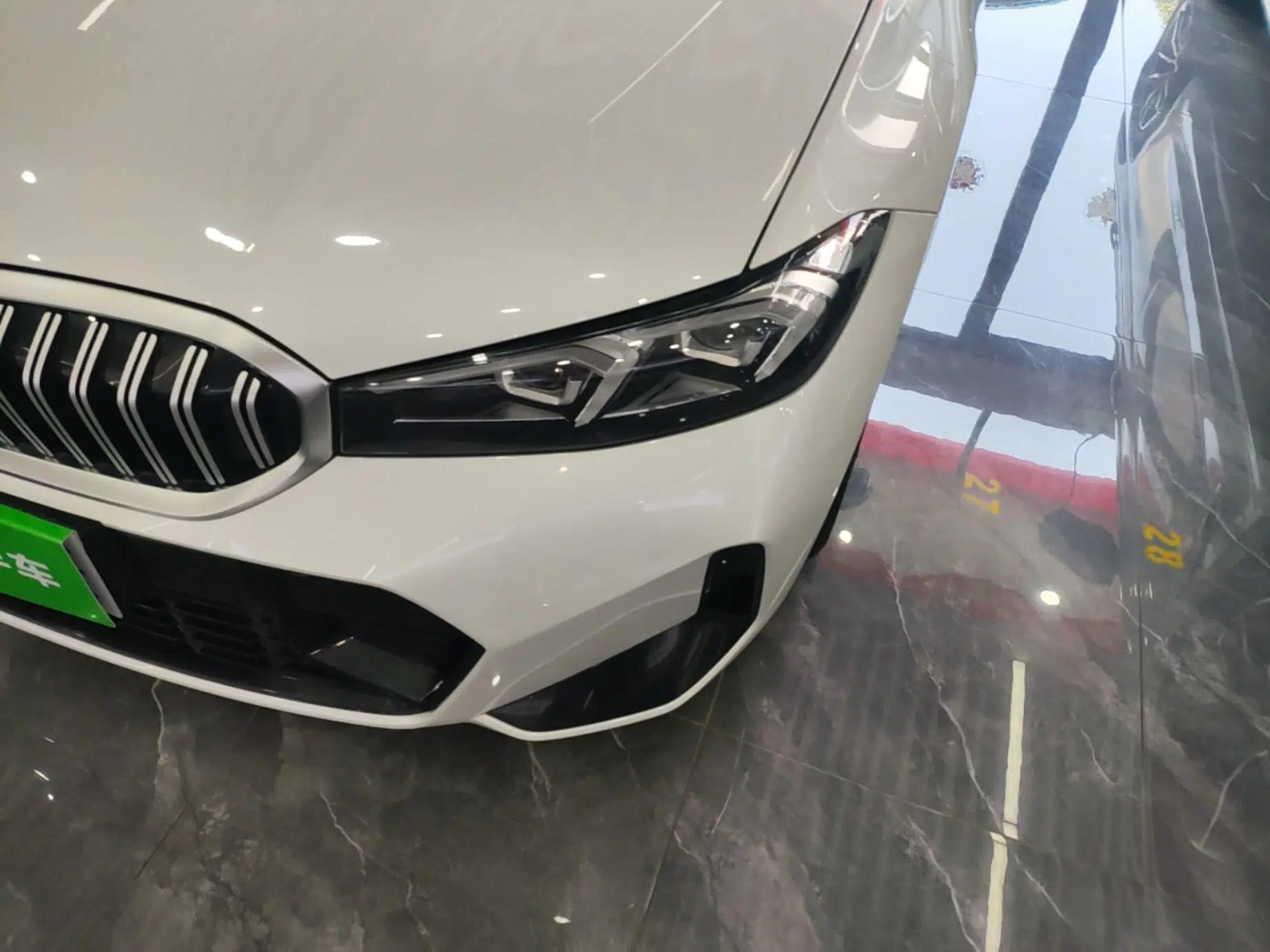 BMW 3 Series 2024 320Li M Sport Package — миниатюра 8