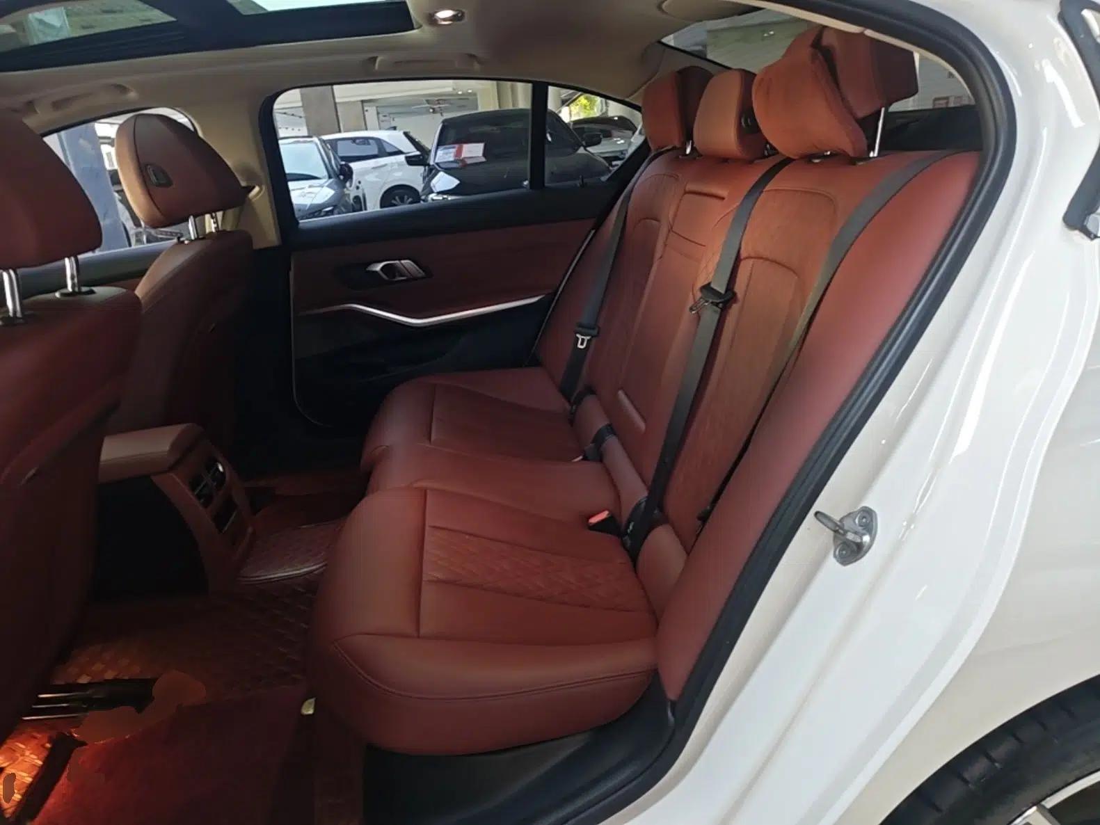 BMW 3 Series 2023 325Li M Sport Package — миниатюра 25