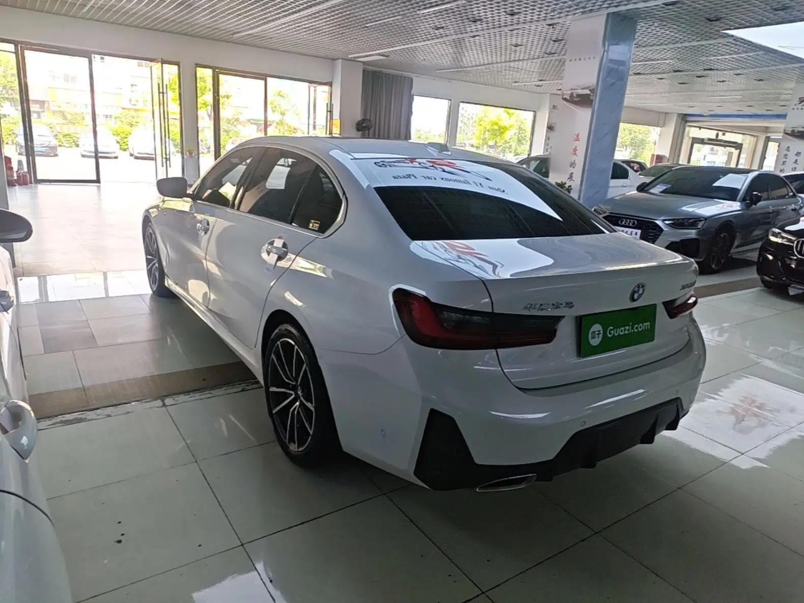 BMW 3 Series 2023 325Li M Sport Package — миниатюра 4