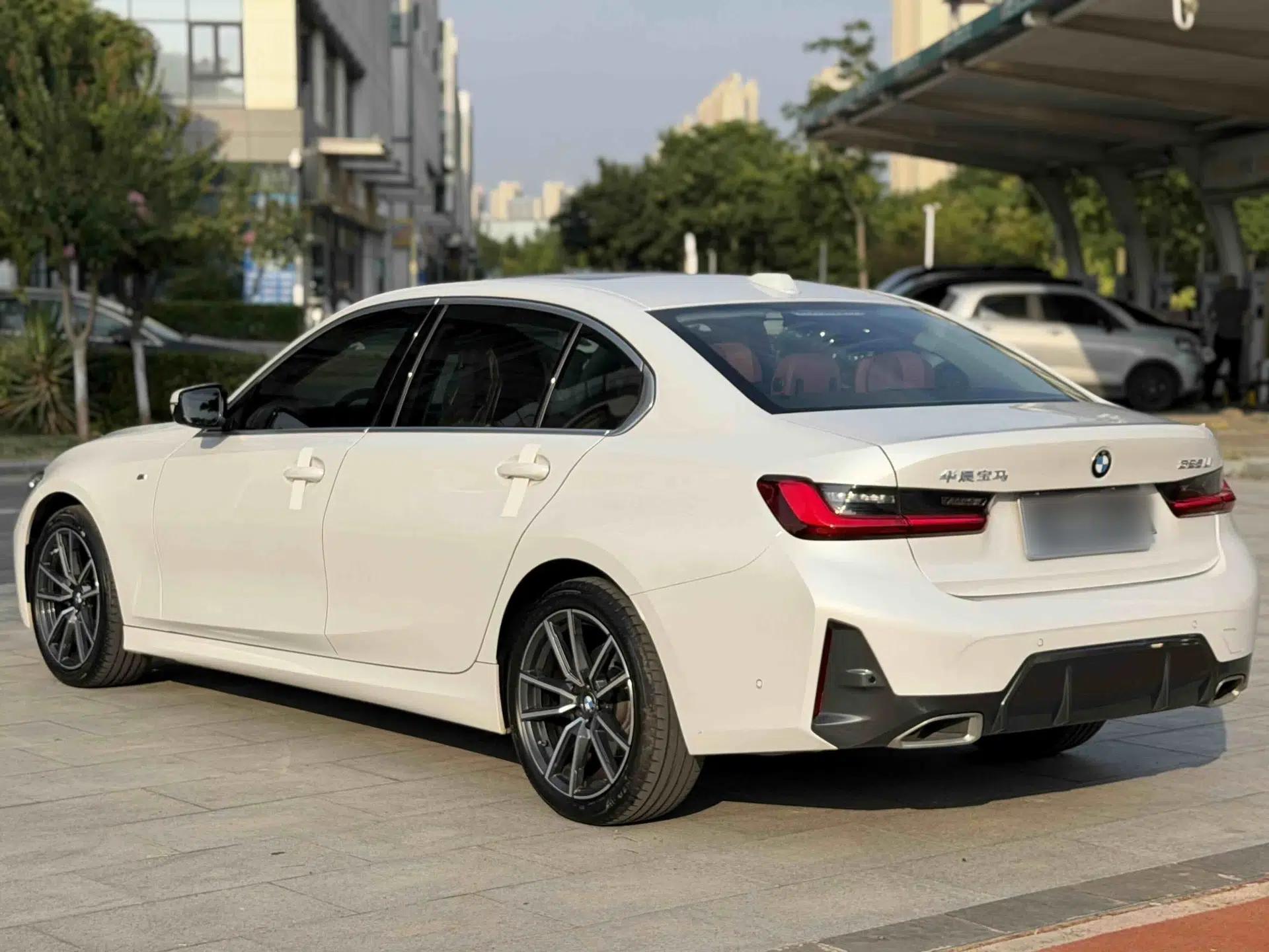 BMW 3 Series 2024 325Li M Sport Package — миниатюра 6