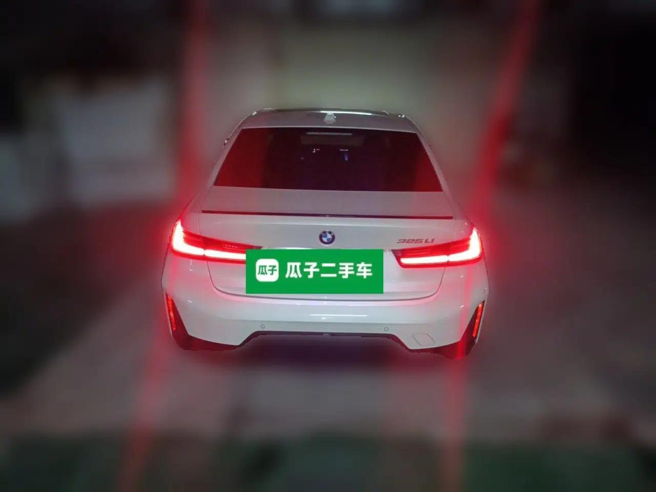 BMW 3 Series 2023 325Li M Sport Night Edition Package — миниатюра 5