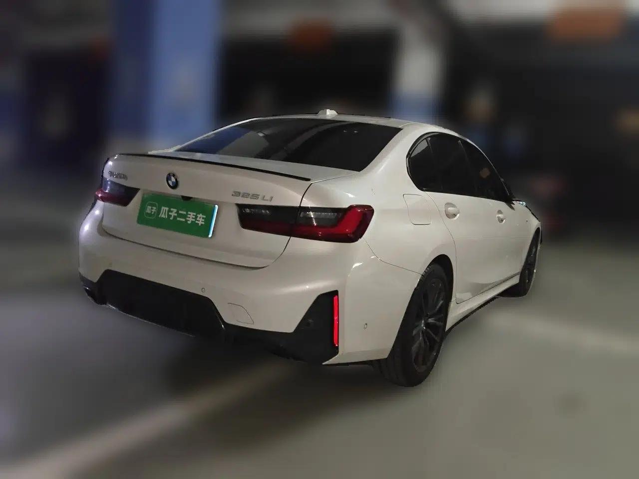BMW 3 Series 2024 325Li M Sport Night Edition Package — миниатюра 6