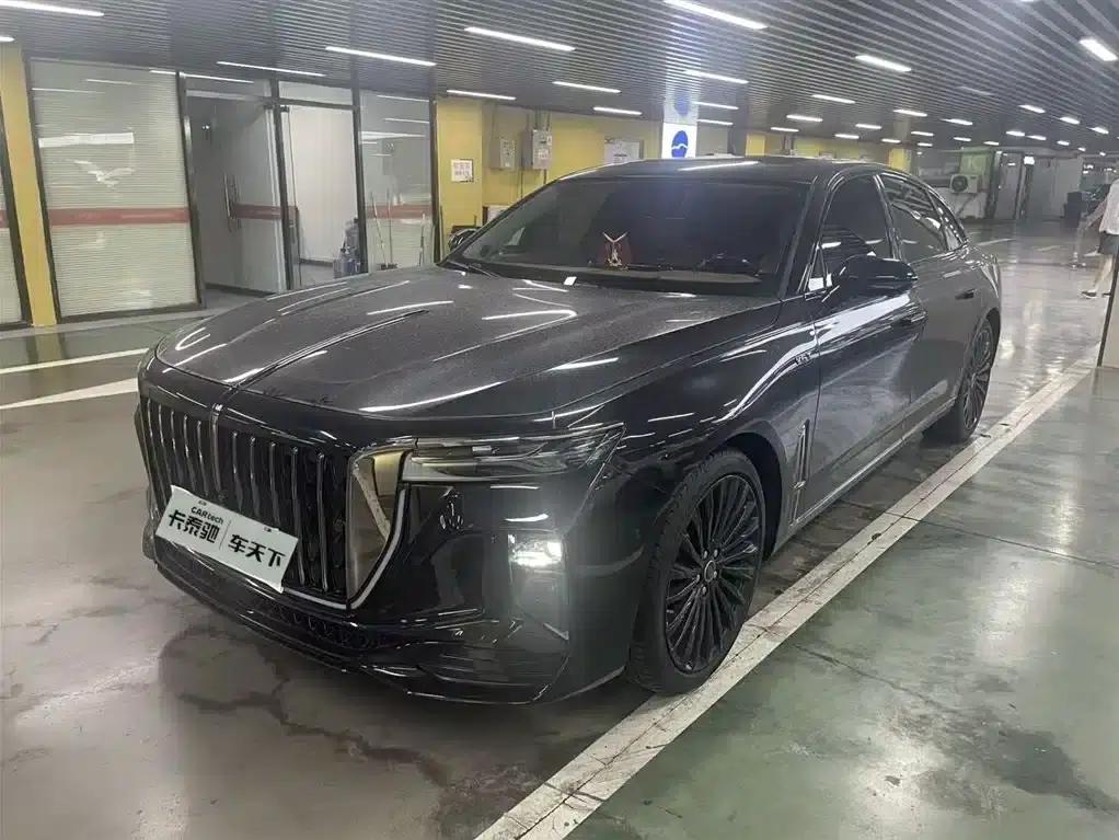 Hongqi H9 2025 3.0T AWD Flagship Private Fashion Edition 4-seater — миниатюра 1