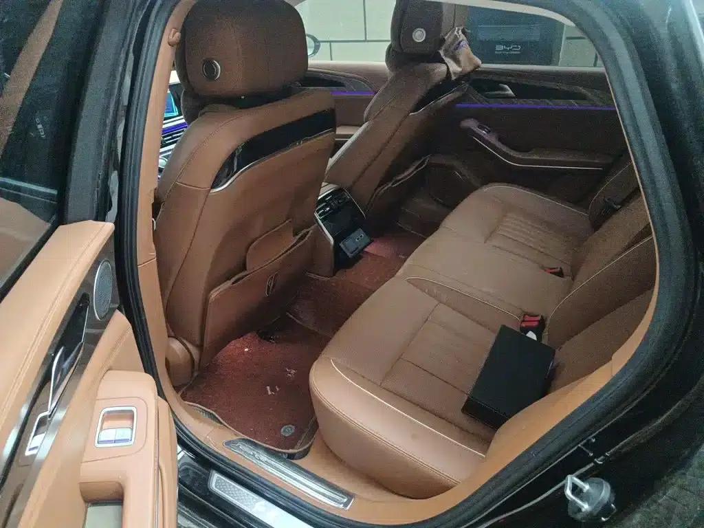 Hongqi H9 2022 2.0T Intelligent Flagship Edition — миниатюра 18