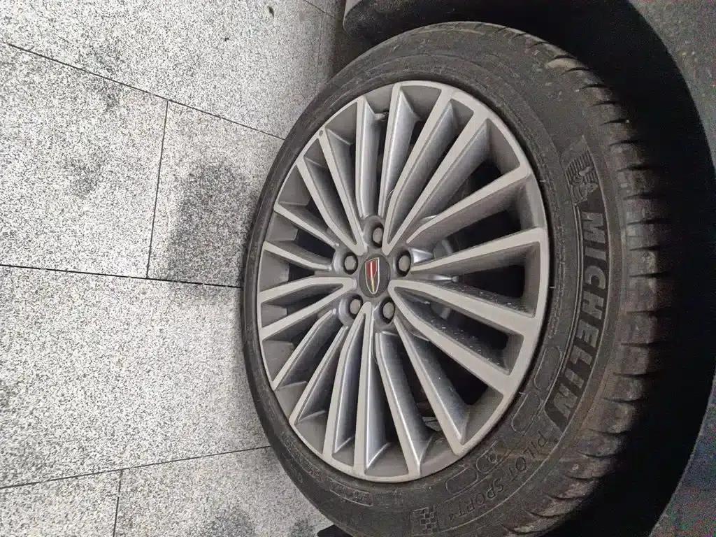 Hongqi H9 2022 2.0T Intelligent Flagship Edition — миниатюра 8