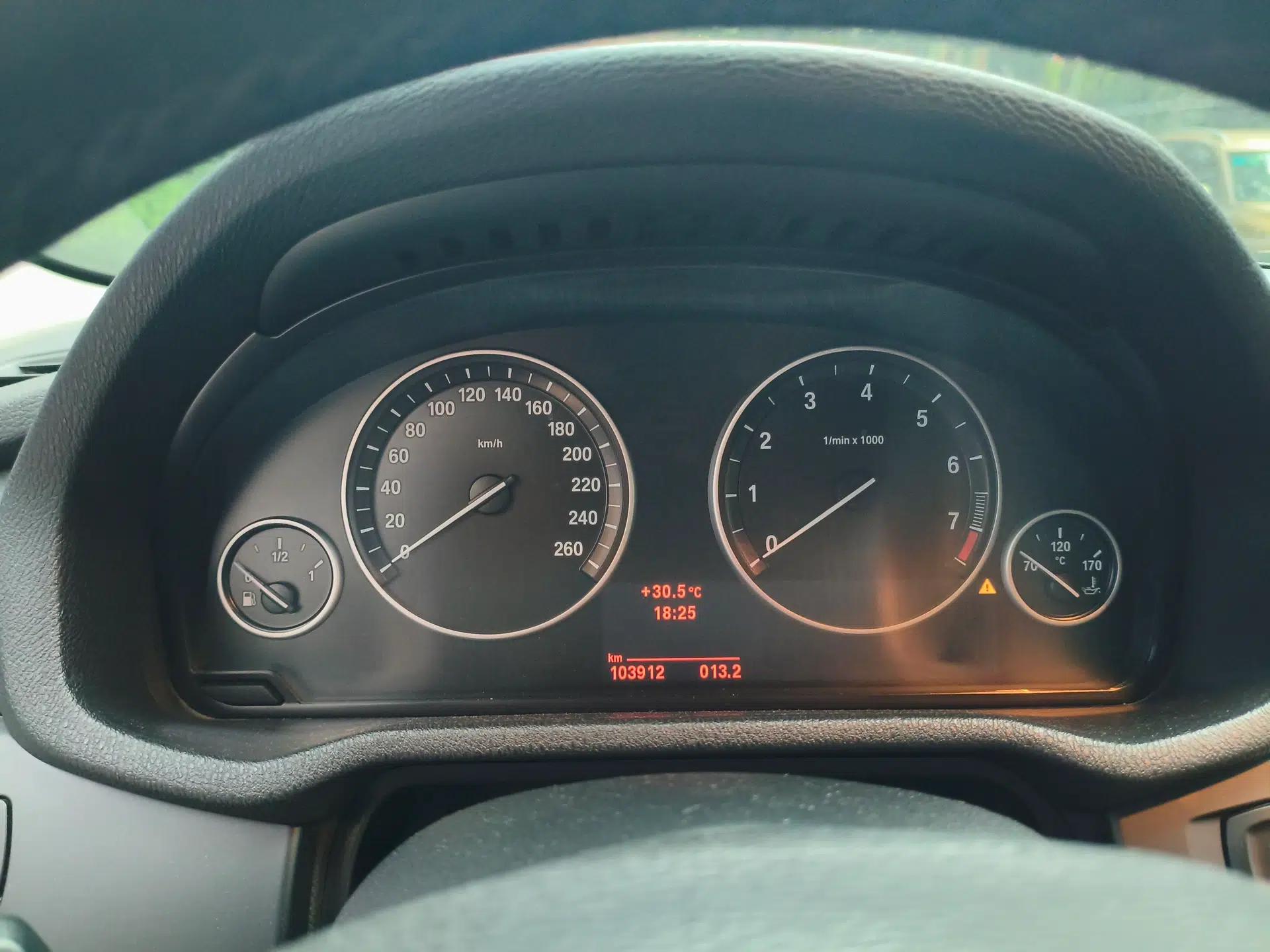 BMW X3 2011 xDrive28i Luxury Model — миниатюра 11