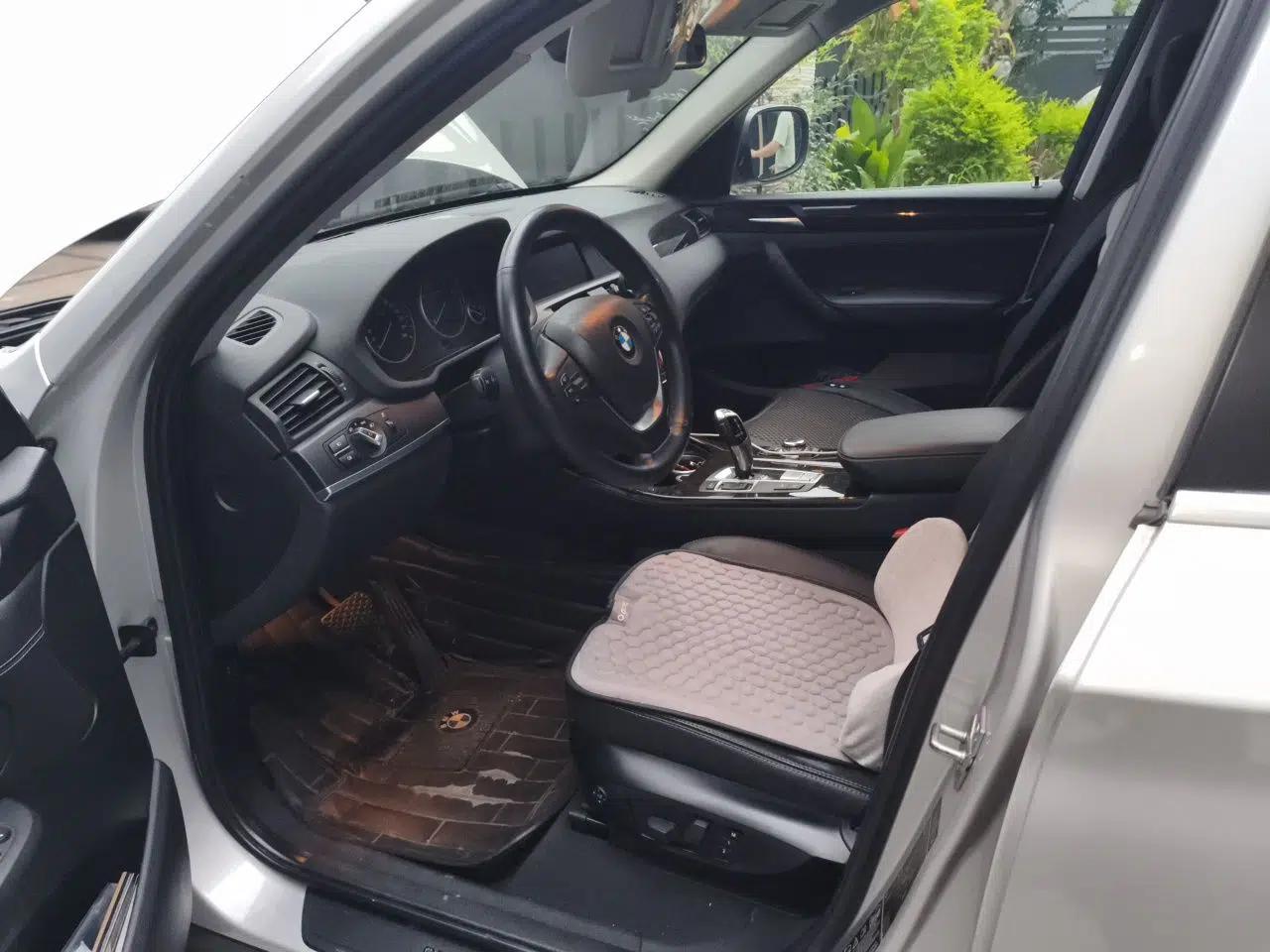 BMW X3 2011 xDrive28i Luxury Model — миниатюра 16