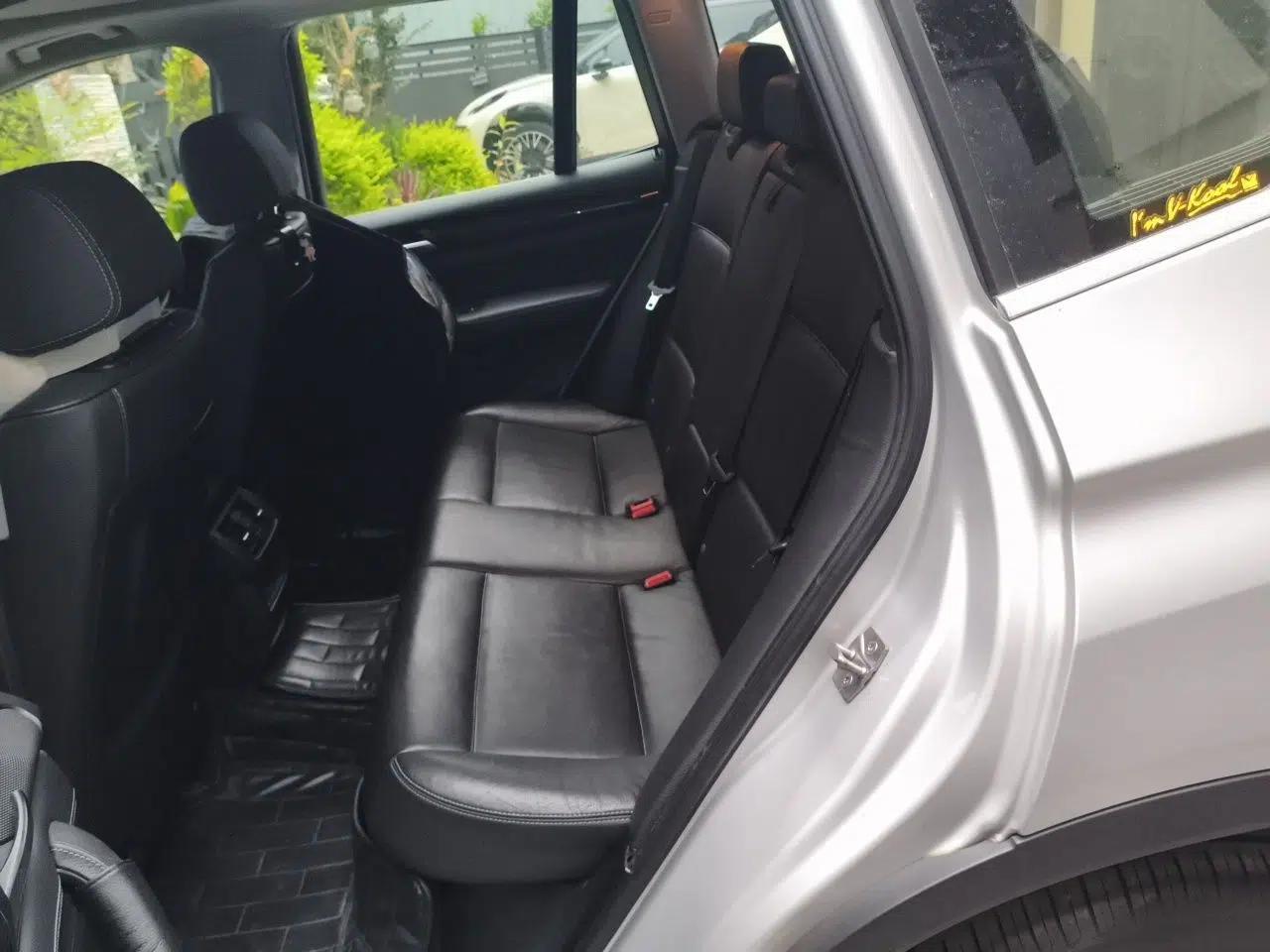 BMW X3 2011 xDrive28i Luxury Model — миниатюра 17