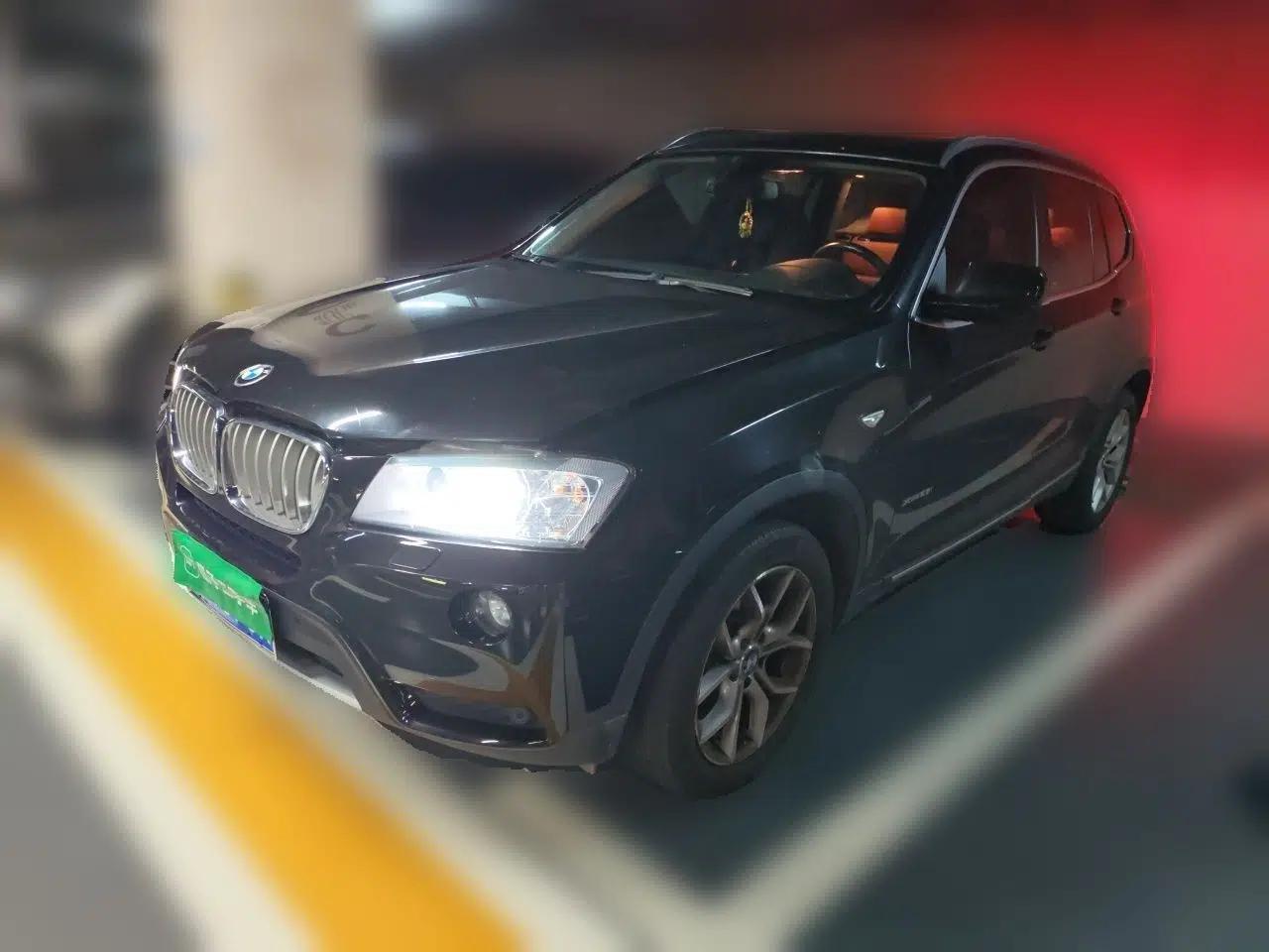 BMW X3 2013 Revised xDrive28i Luxury Edition — миниатюра 1