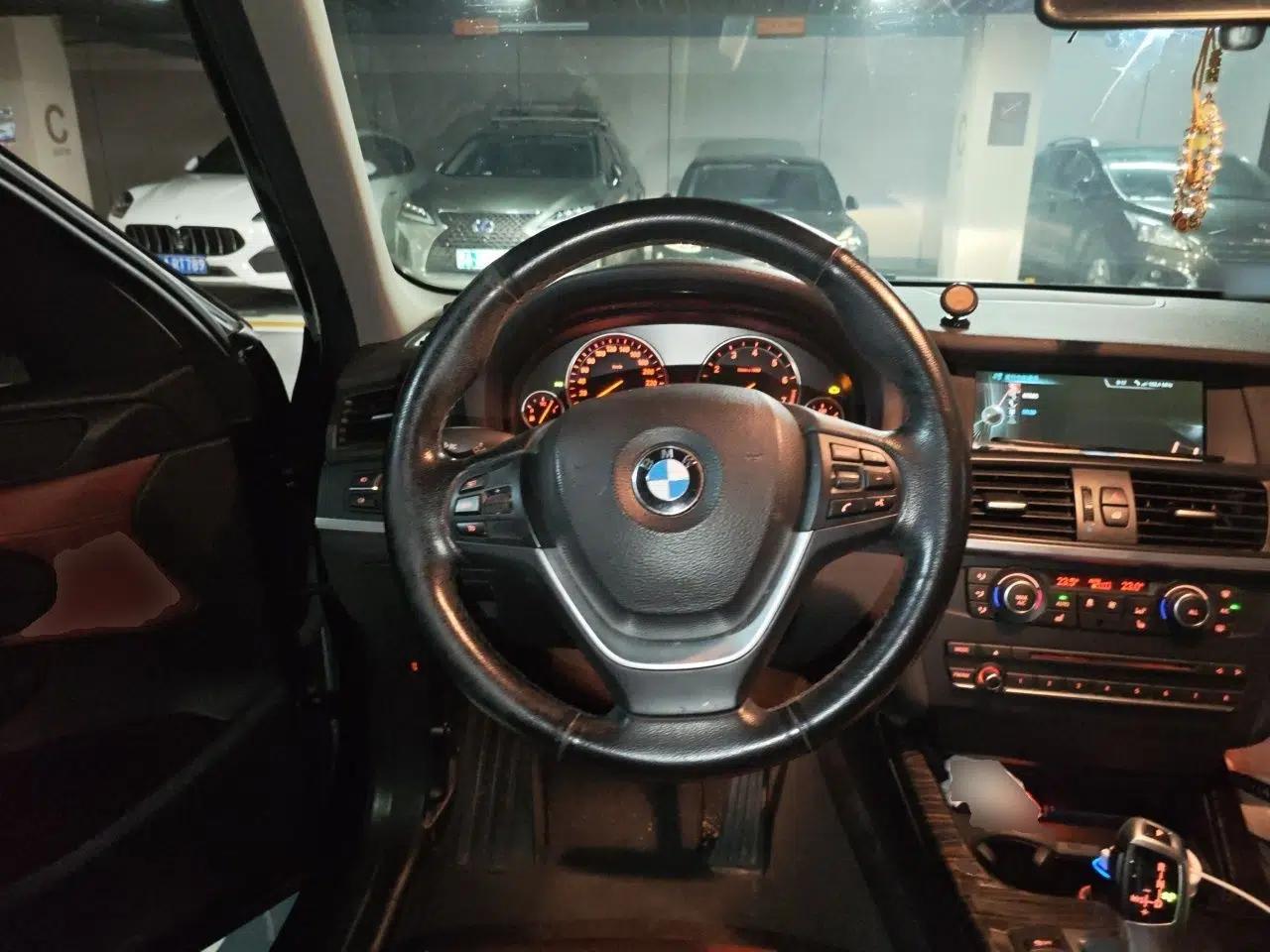BMW X3 2013 Revised xDrive28i Luxury Edition — миниатюра 10