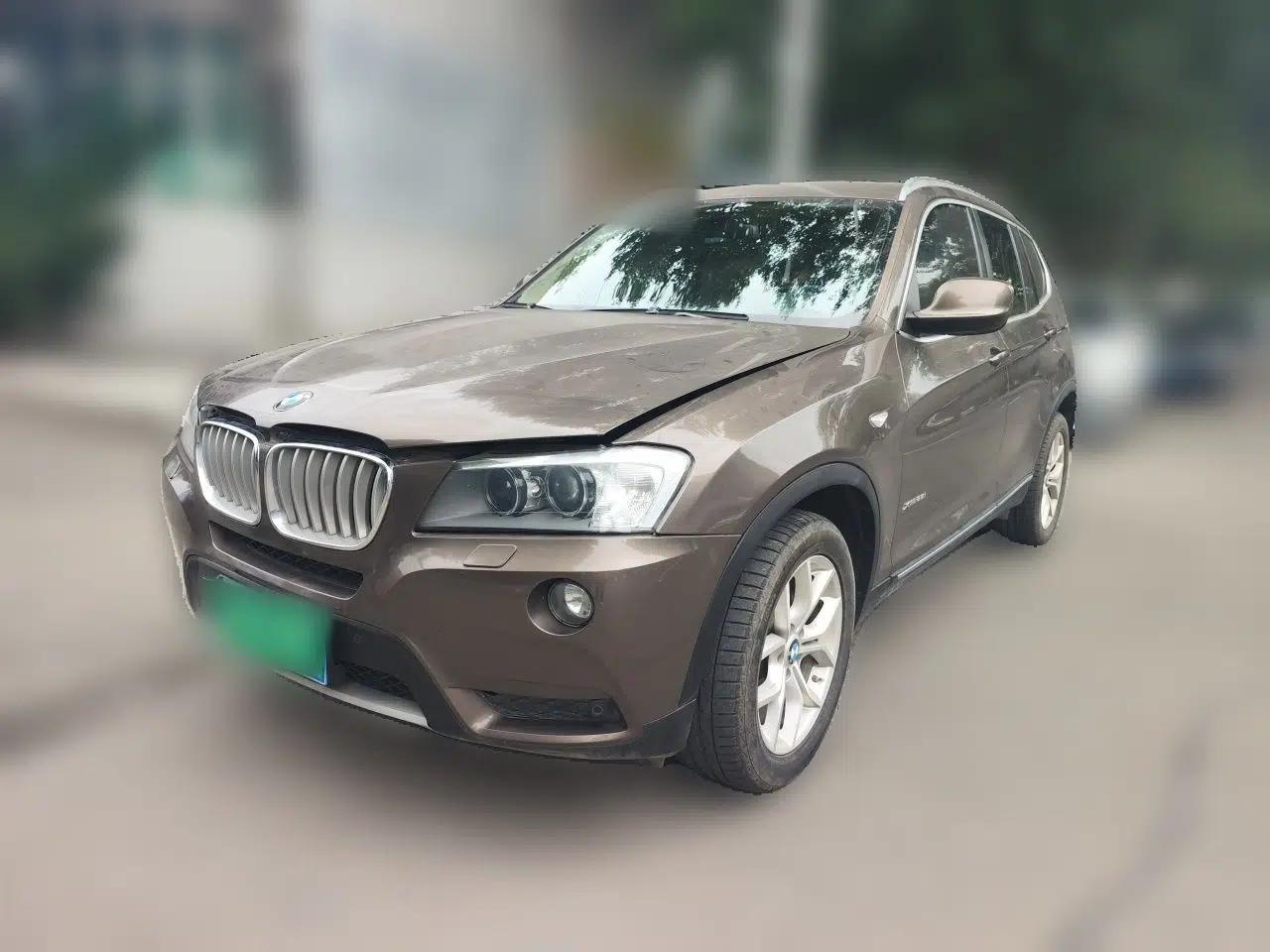BMW X3 2011 xDrive28i Luxury Model — миниатюра 1