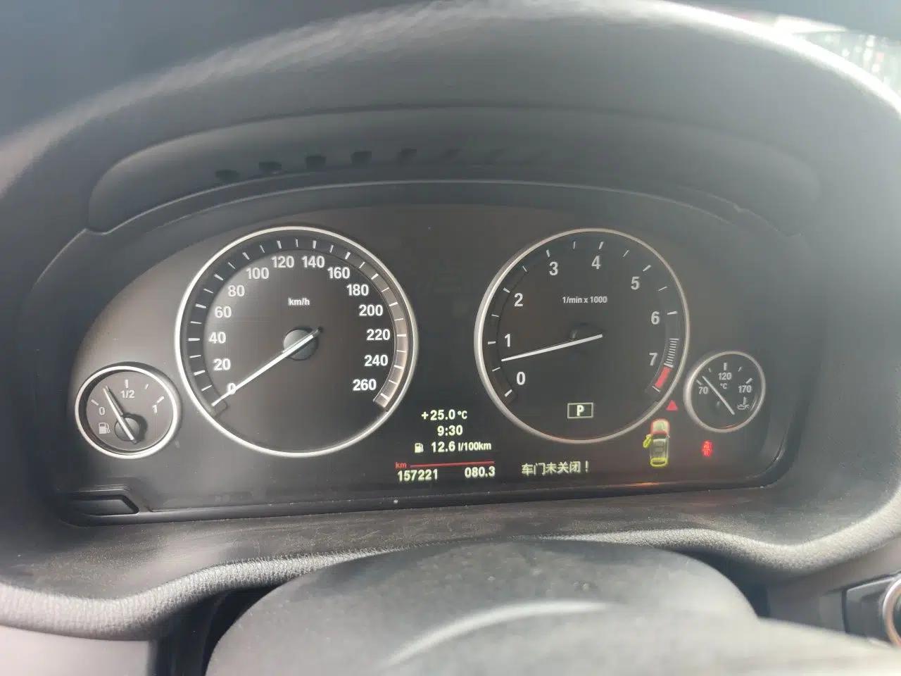BMW X3 2011 xDrive28i Luxury Model — миниатюра 11