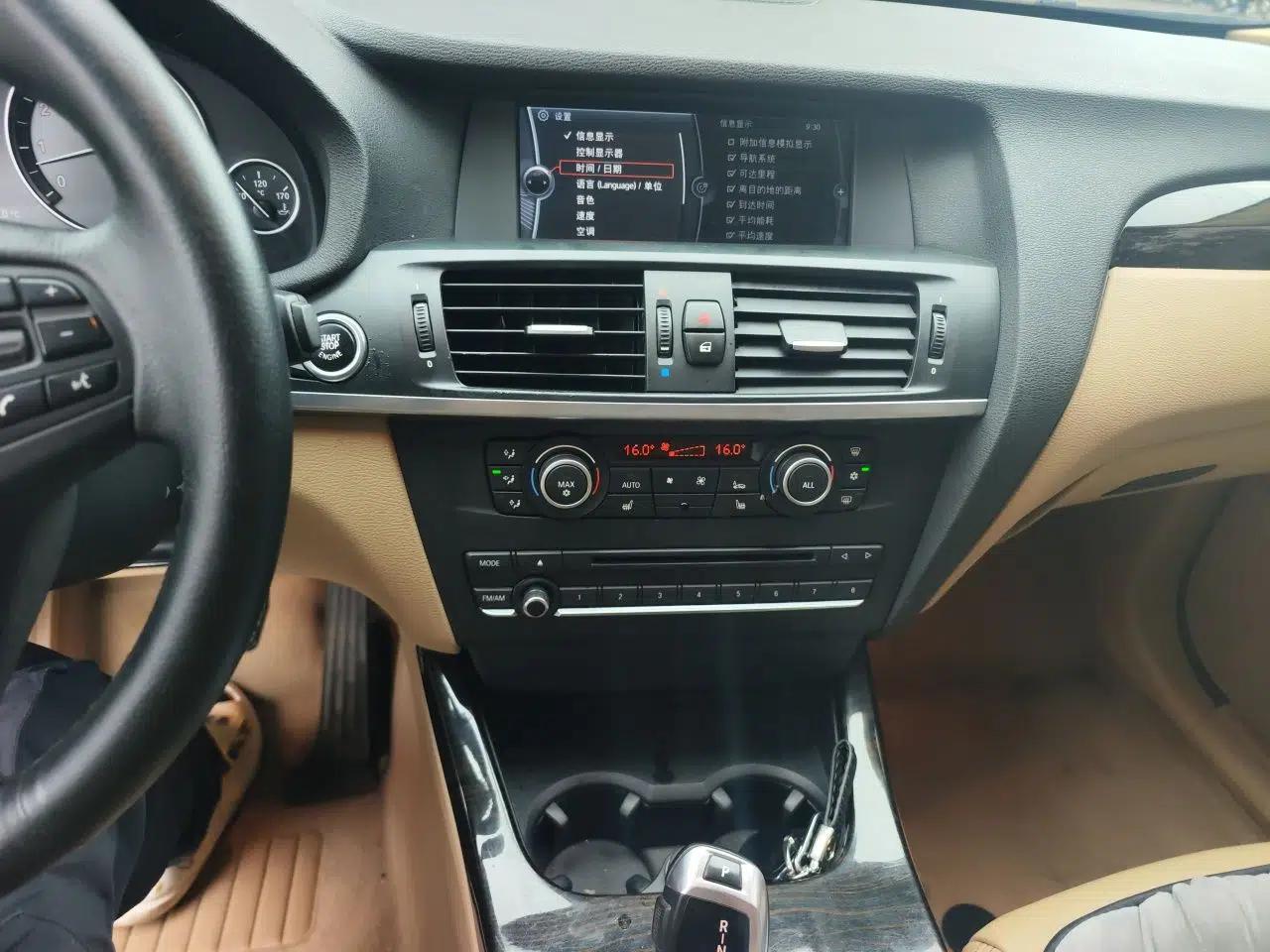 BMW X3 2011 xDrive28i Luxury Model — миниатюра 13