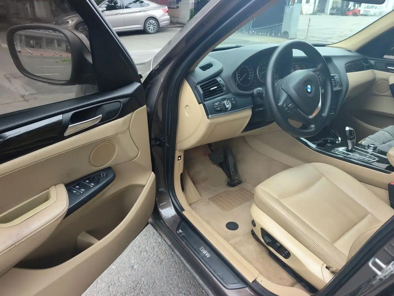 BMW X3 2011 xDrive28i Luxury Model — миниатюра 16