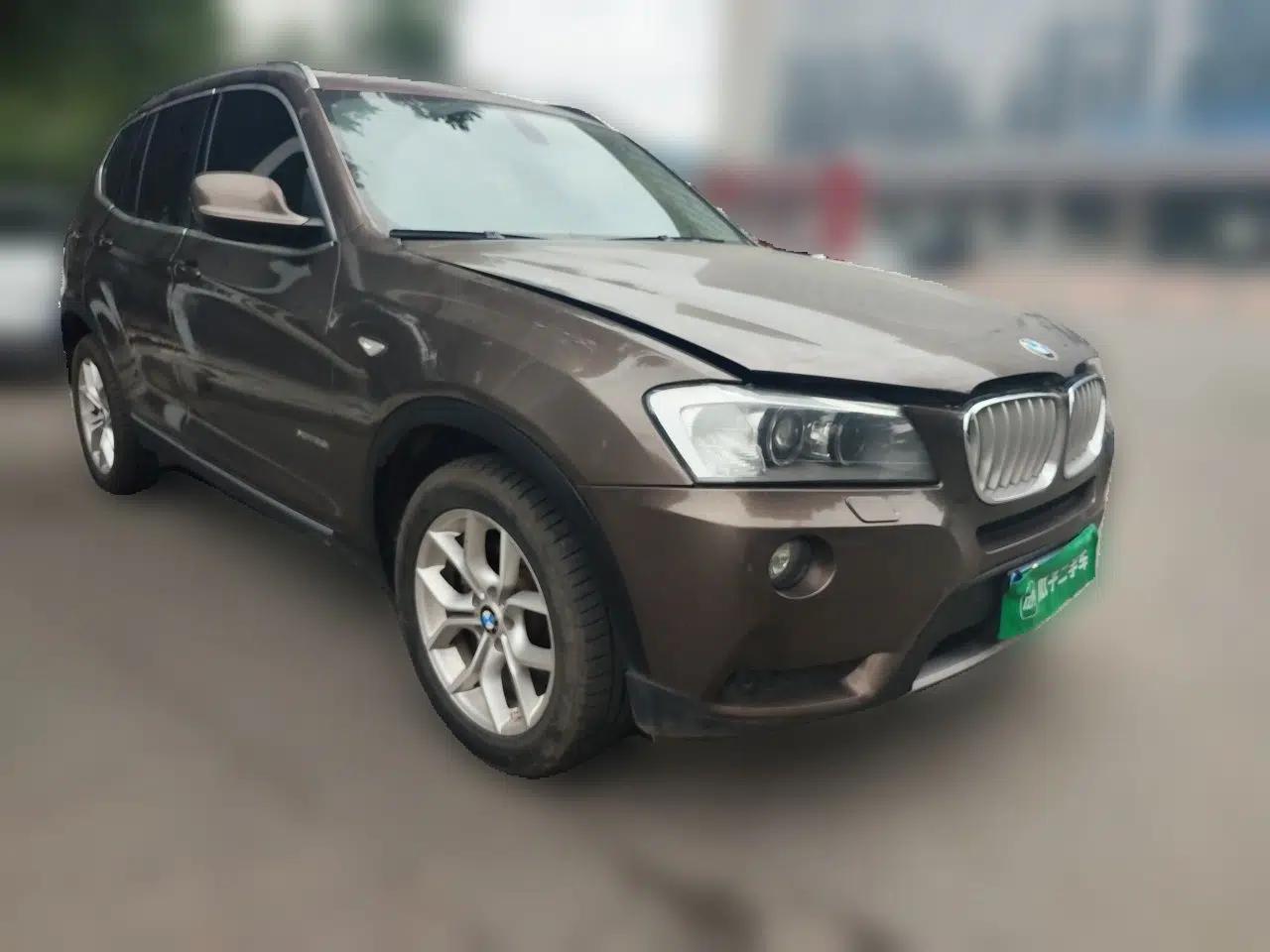 BMW X3 2011 xDrive28i Luxury Model — миниатюра 3