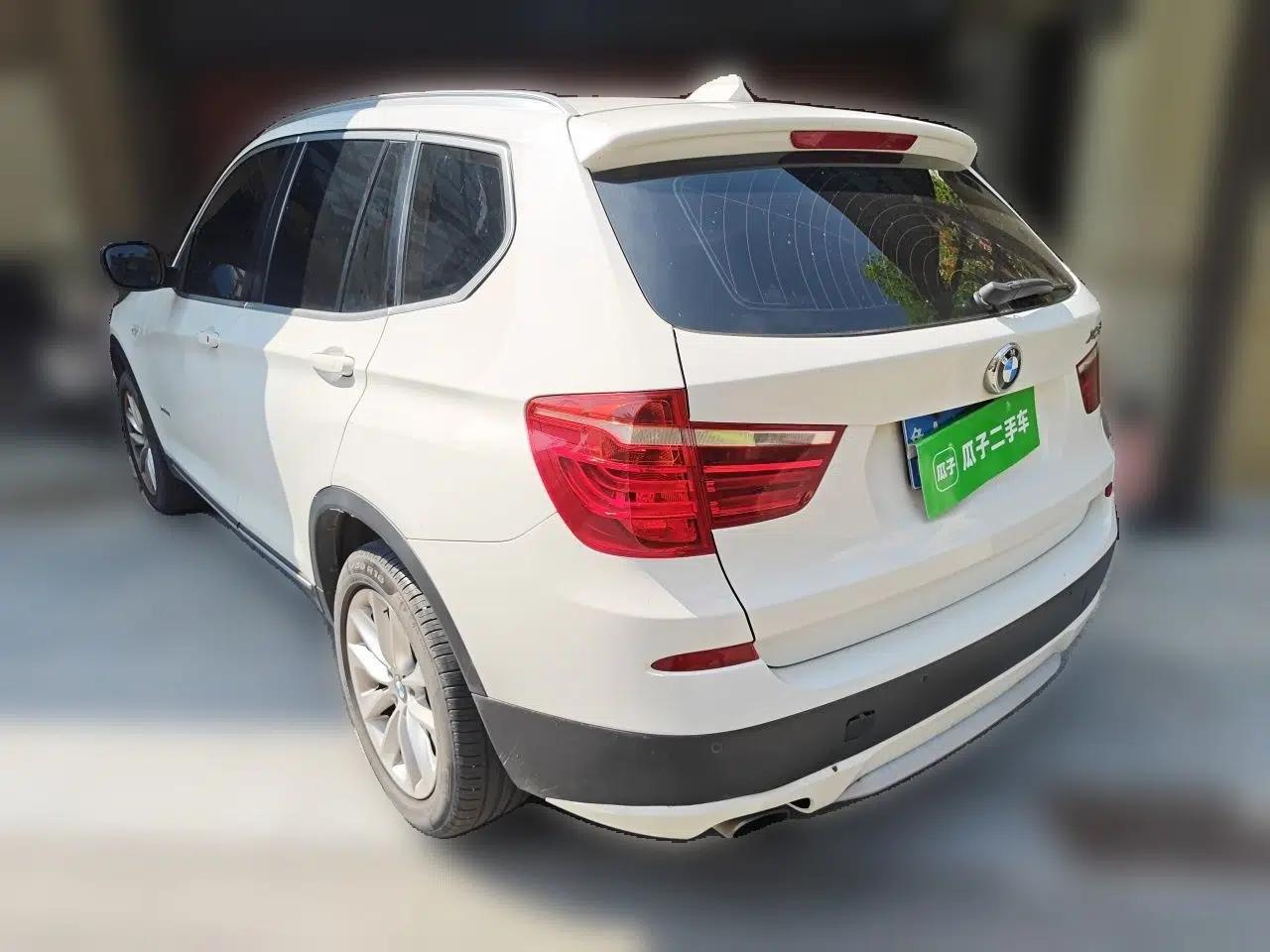 BMW X3 2013 Facelifted xDrive20i Luxury Edition — миниатюра 4
