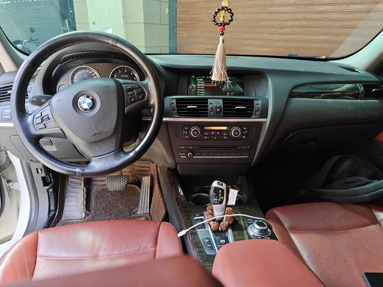 BMW X3 2013 Facelifted xDrive20i Luxury Edition — миниатюра 9