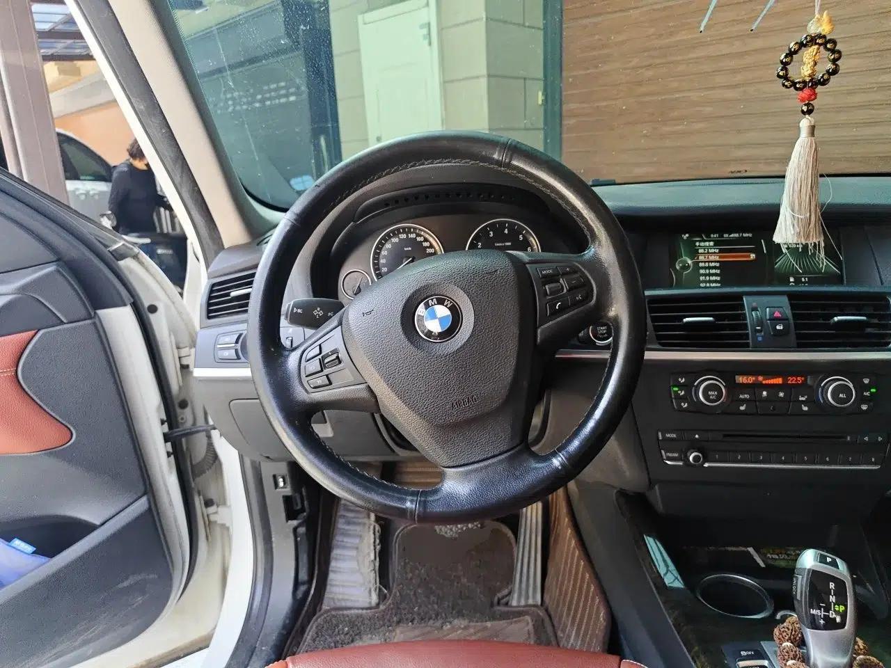 BMW X3 2013 Facelifted xDrive20i Luxury Edition — миниатюра 10