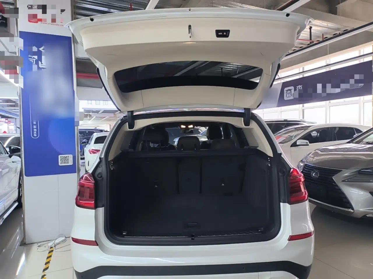 BMW X3 2020 xDrive28i Luxury Package — миниатюра 22