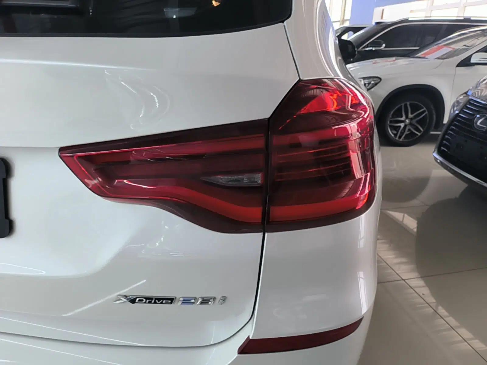 BMW X3 2020 xDrive28i Luxury Package — миниатюра 9