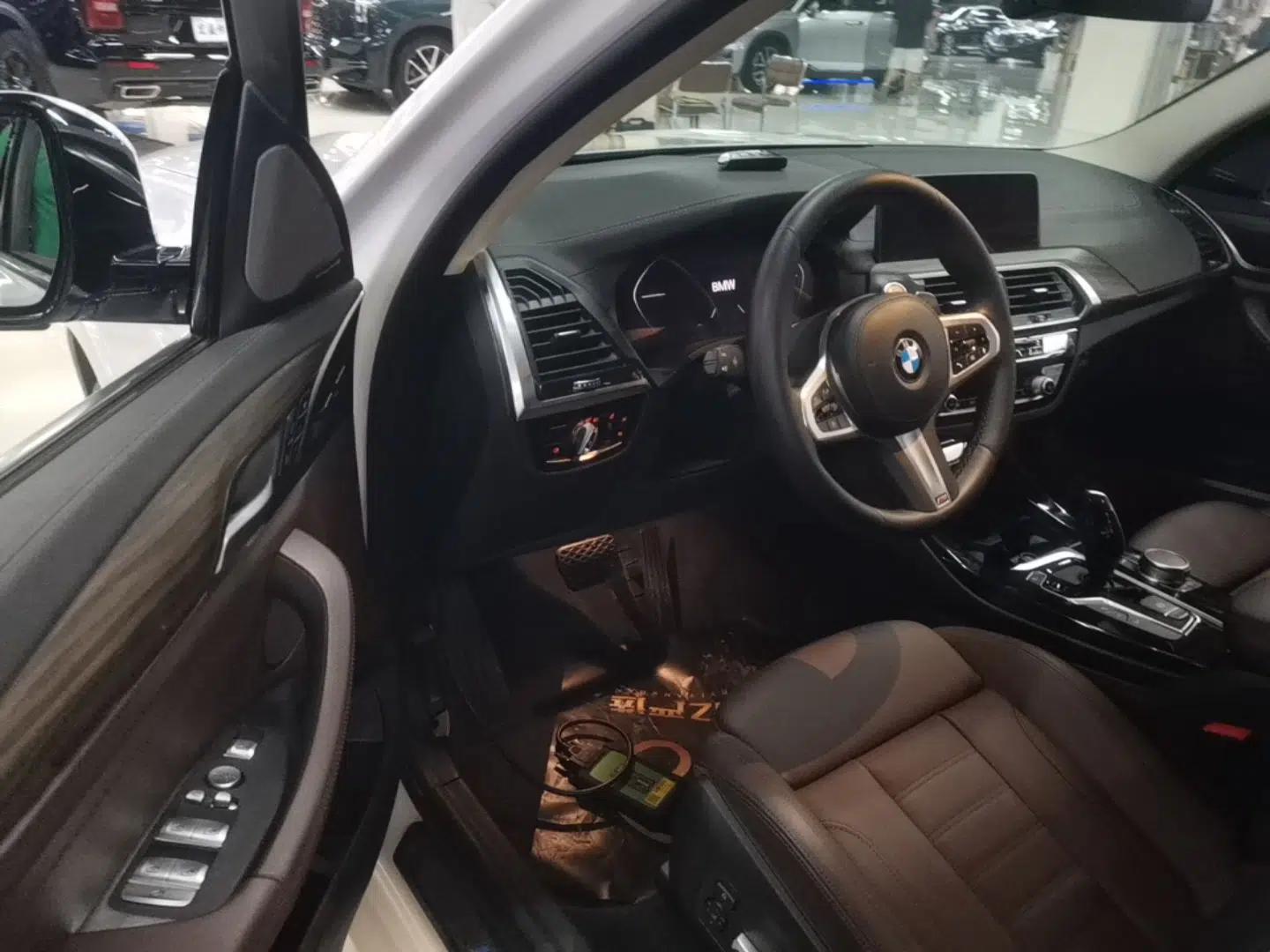 BMW X3 2021 xDrive28i M Sport Package — миниатюра 23