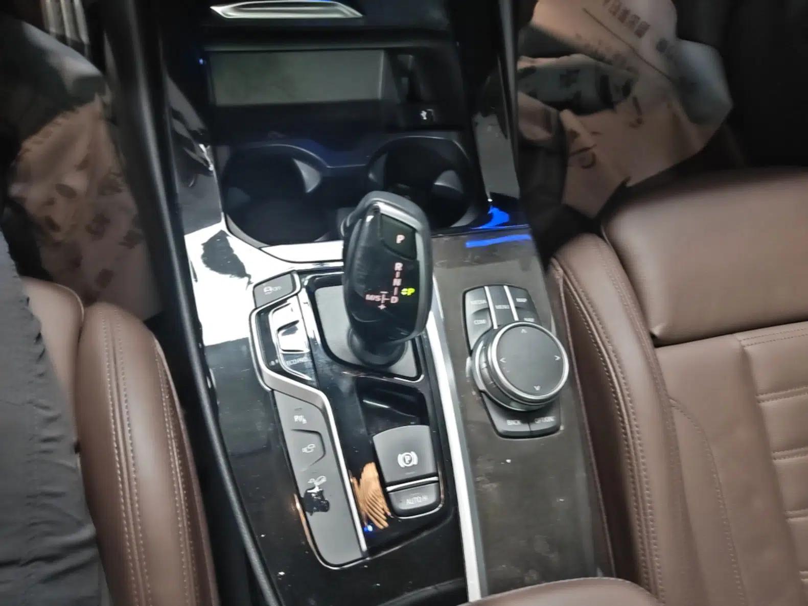 BMW X3 2018 xDrive30i Luxury Edition M Sport Package China VI — миниатюра 21