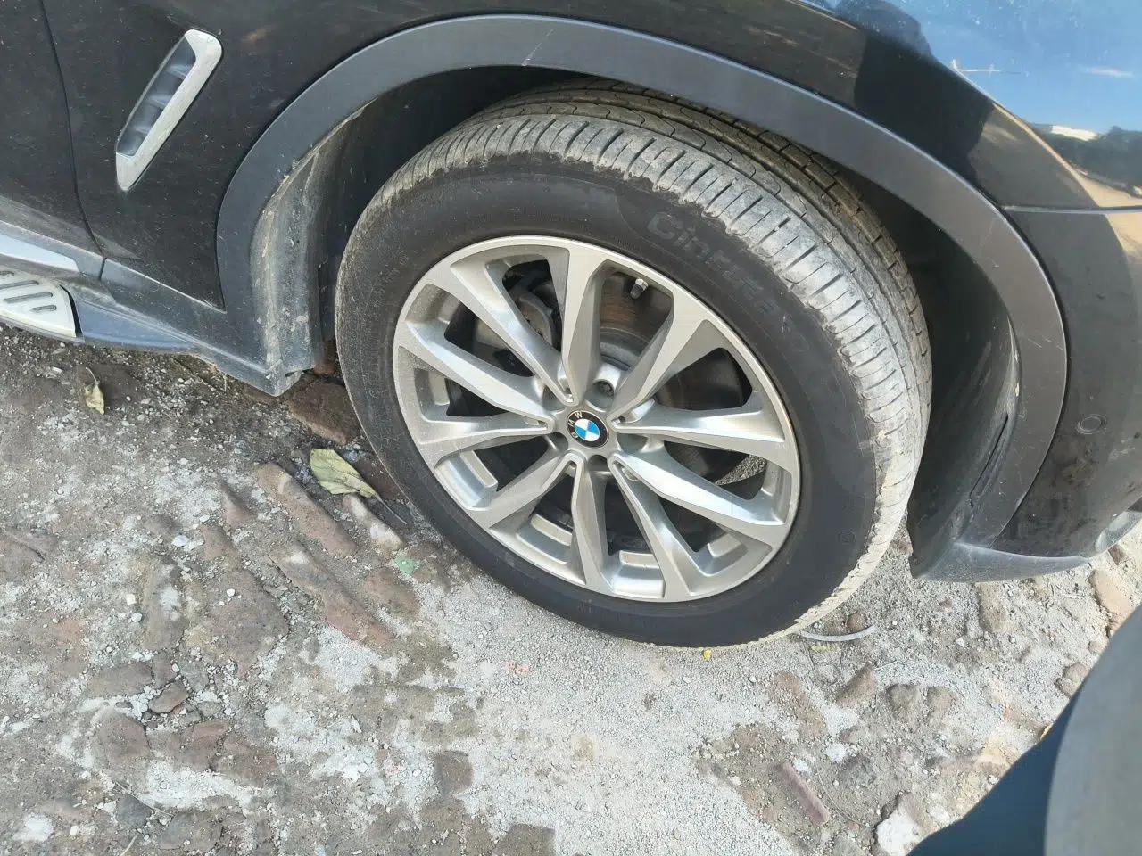 BMW X3 2021 xDrive25i Luxury Package — миниатюра 8