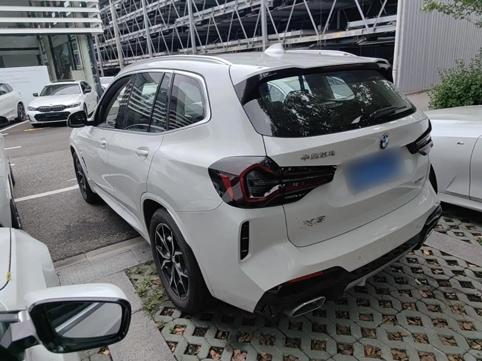 BMW X3 2023 xDrive25i M Sport Package — миниатюра 4