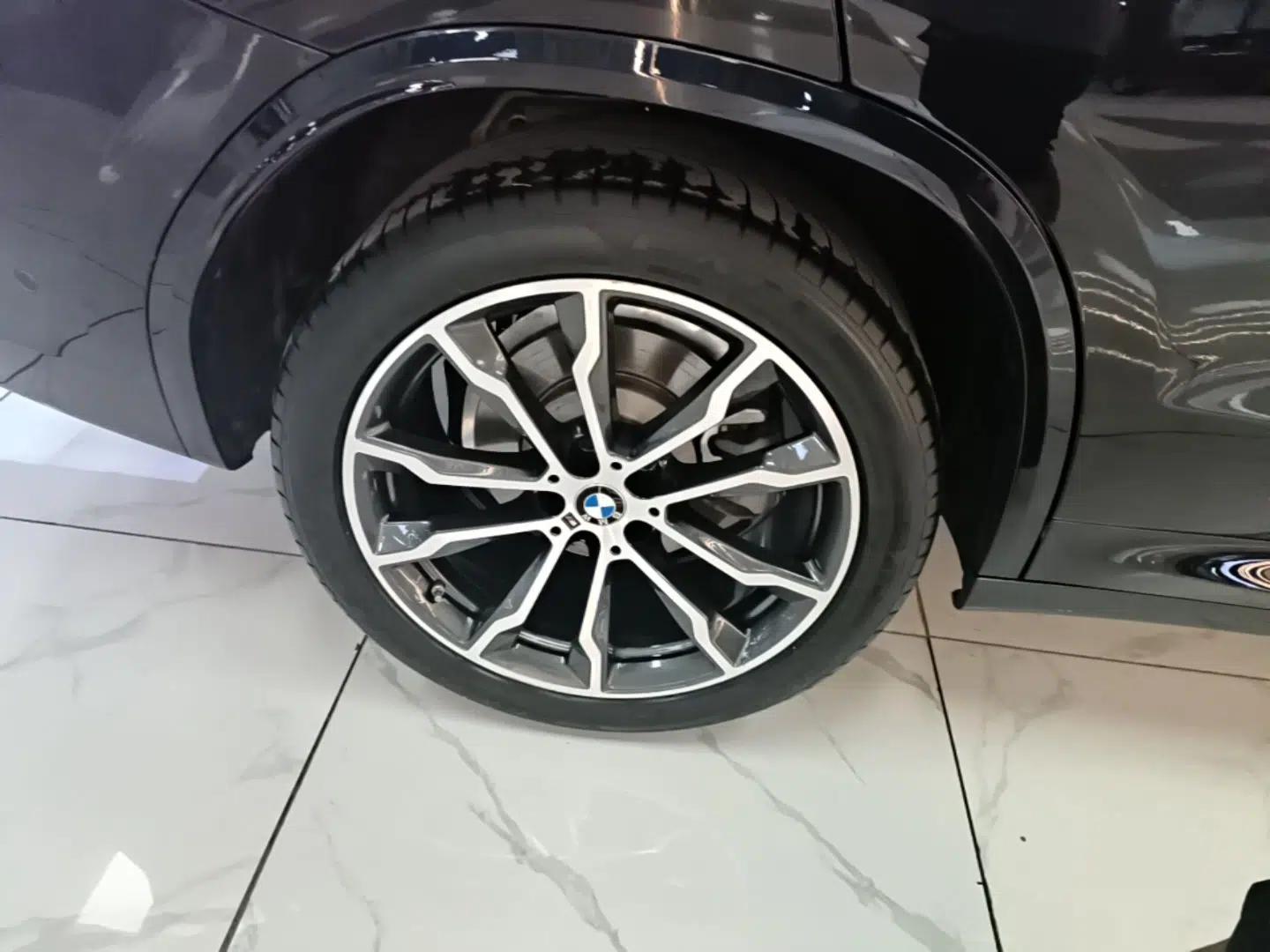 BMW X3 2023 Restyled xDrive30i Leading Edition M Night Sky Package — миниатюра 11