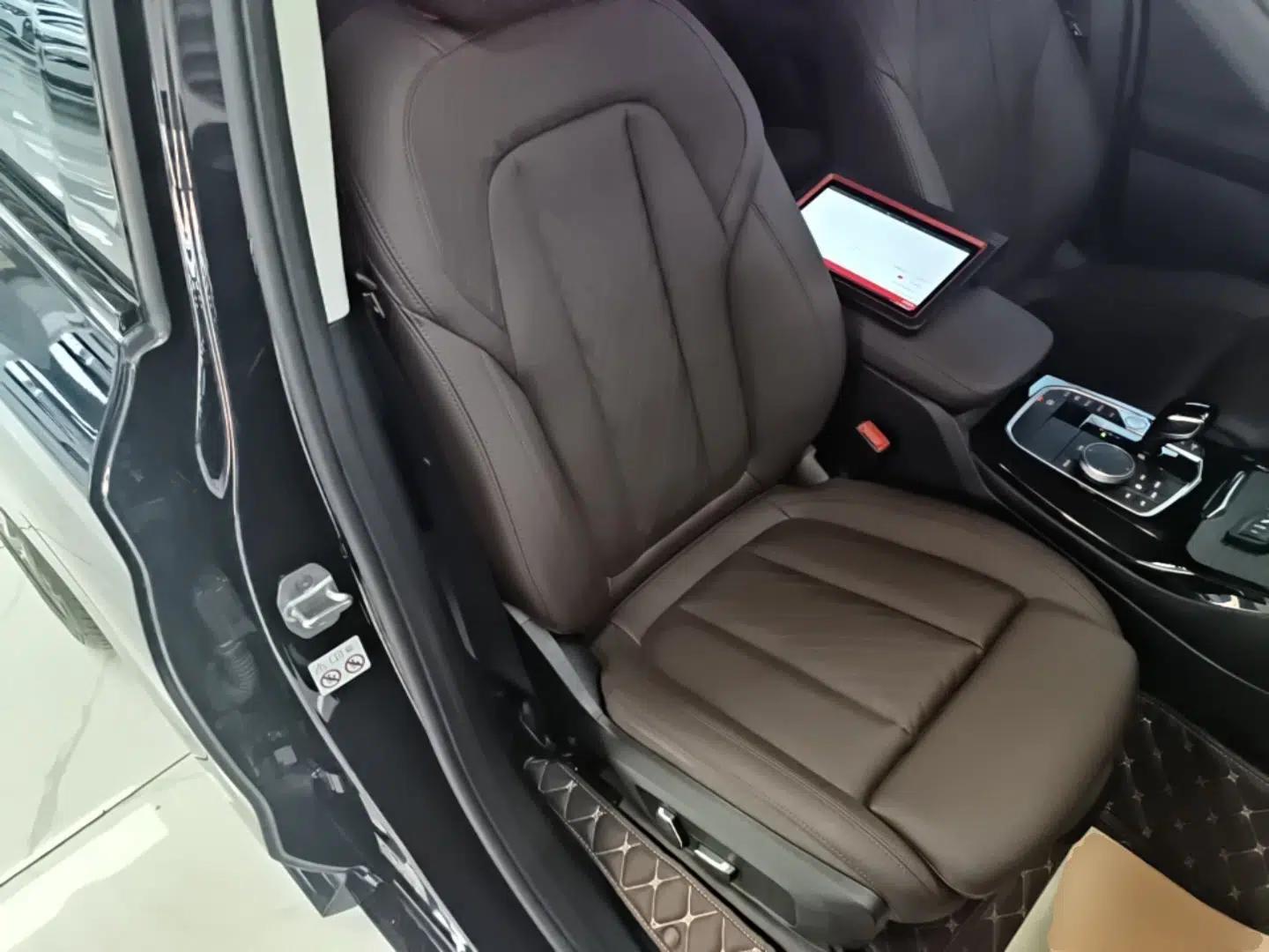 BMW X3 2023 Restyled xDrive30i Leading Edition M Night Sky Package — миниатюра 19
