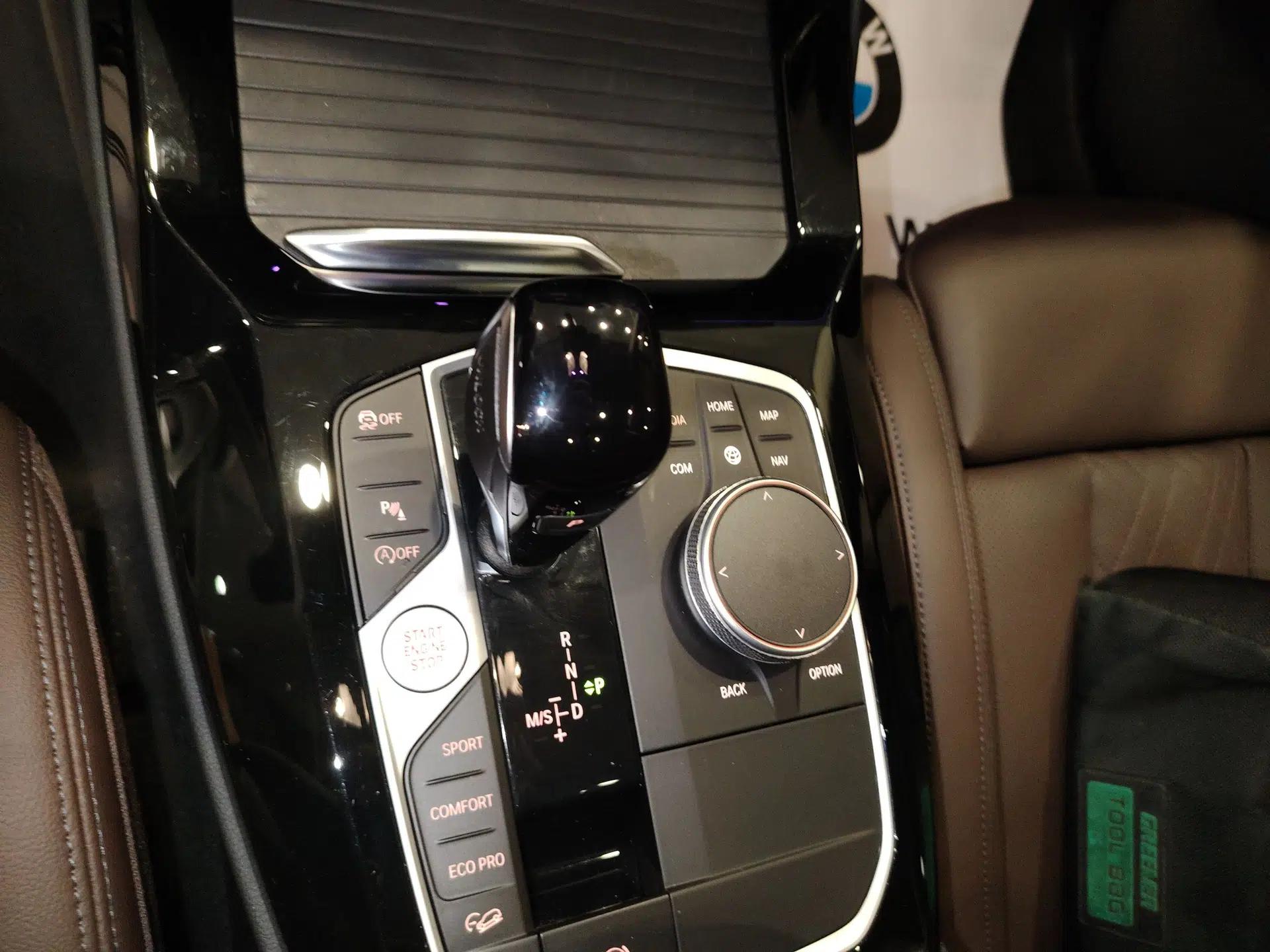 BMW X3 2022 xDrive30i Luxury Model M Night Sky Package — миниатюра 16