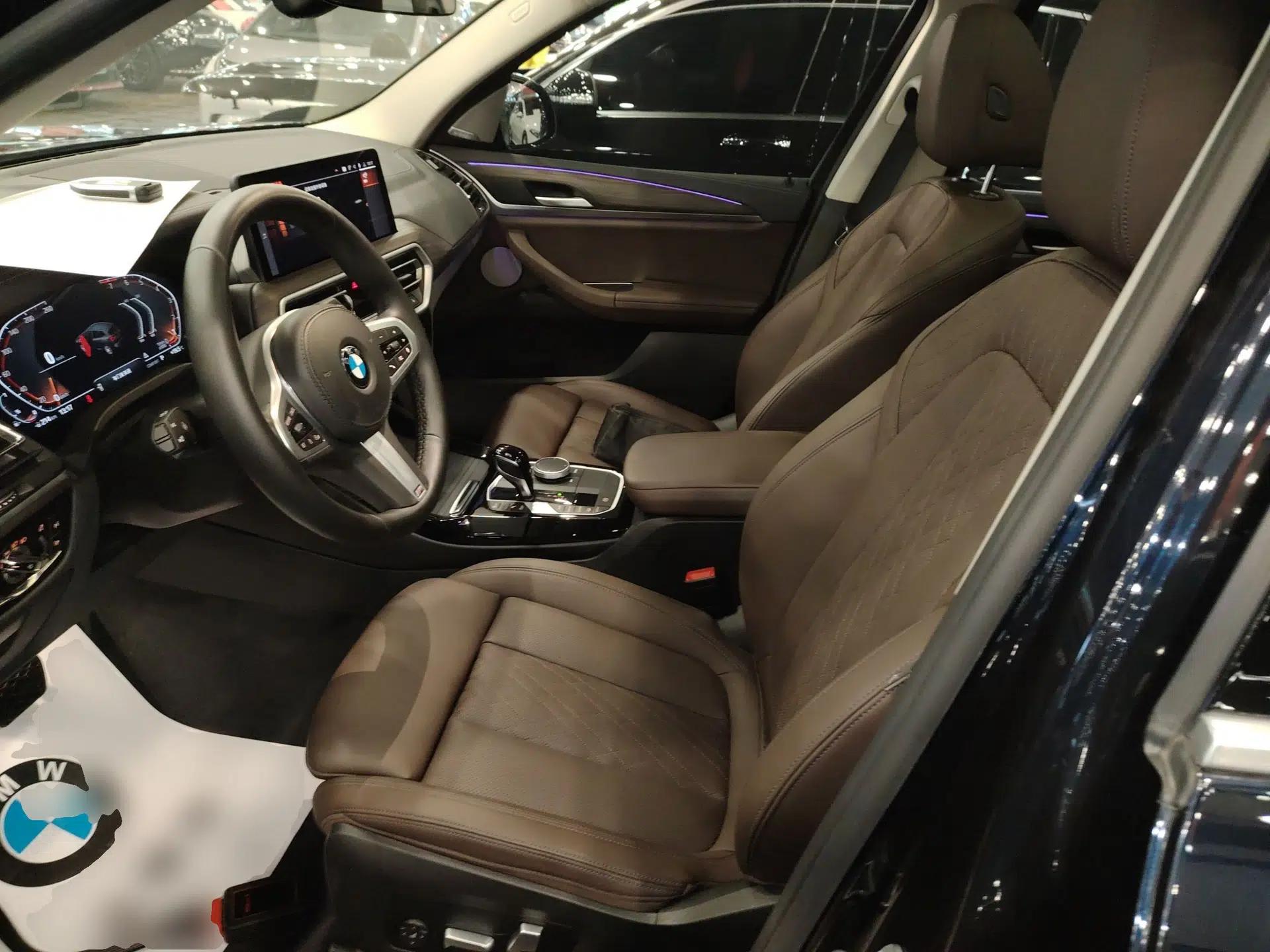 BMW X3 2022 xDrive30i Luxury Model M Night Sky Package — миниатюра 17