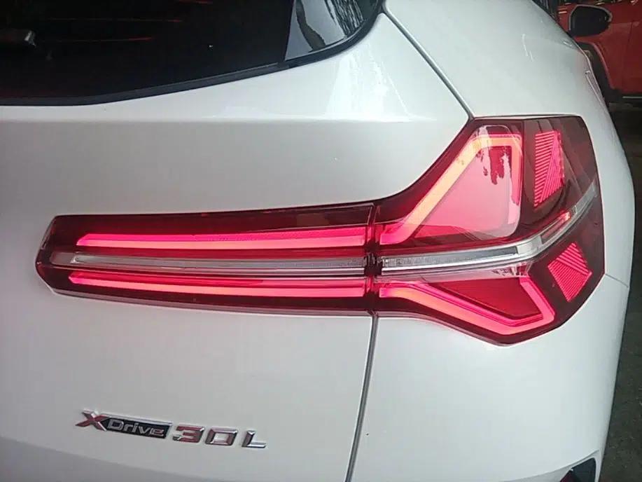 BMW X3 2025 Model, xDrive30L Leading M Sport Night Package — миниатюра 9