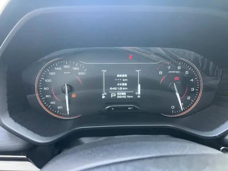 Wuling Jiachen 2022 1.5T CVT Smart Luxury Edition — миниатюра 11