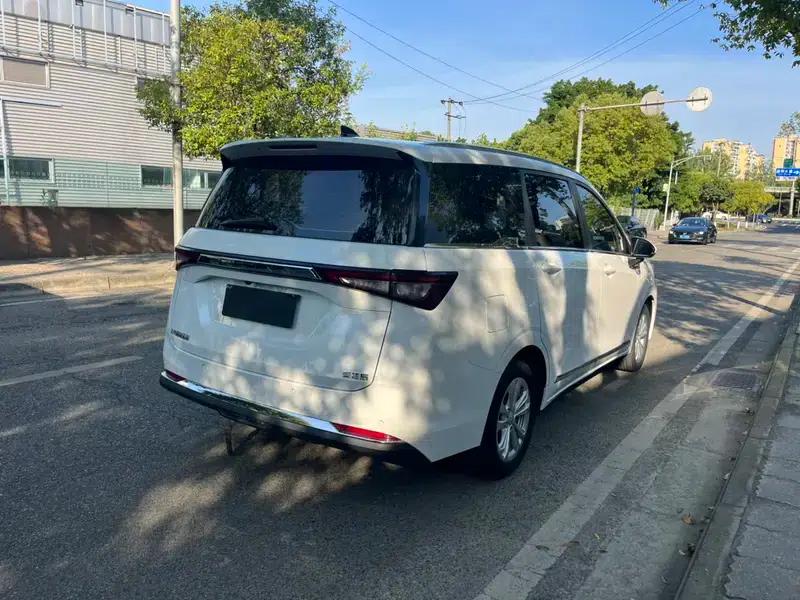 Wuling Jiachen 2022 1.5T CVT Smart Luxury Edition — миниатюра 7