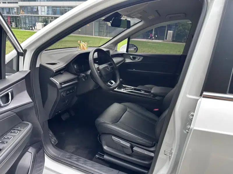 Wuling Jiachen 2022 1.5T CVT Premium Flagship Edition — миниатюра 16