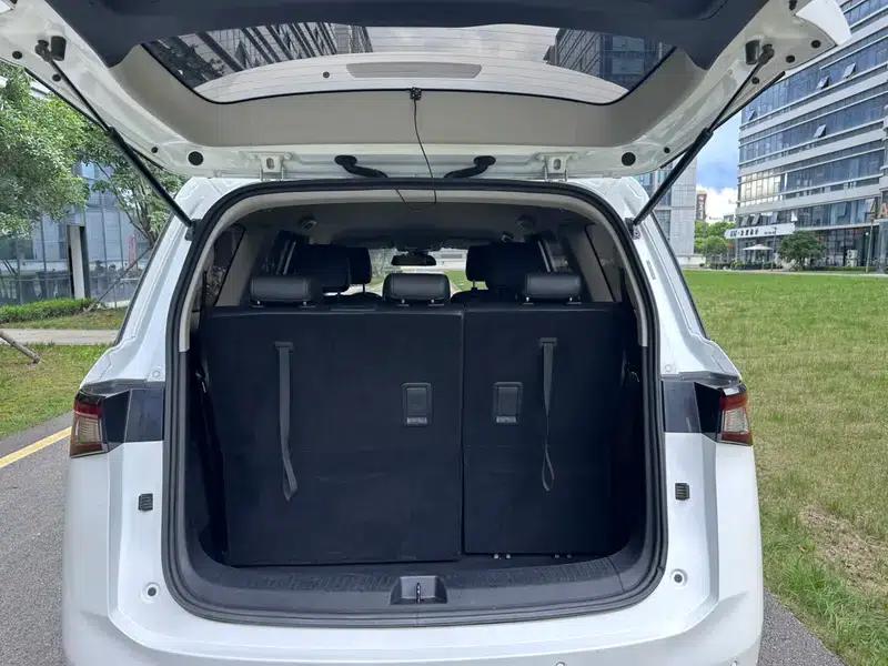 Wuling Jiachen 2022 1.5T CVT Premium Flagship Edition — миниатюра 18