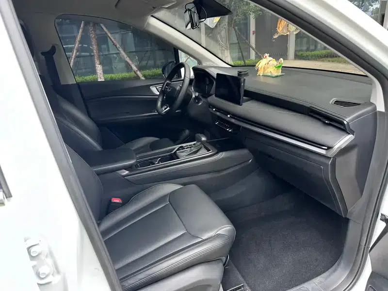 Wuling Jiachen 2022 1.5T CVT Premium Flagship Edition — миниатюра 19