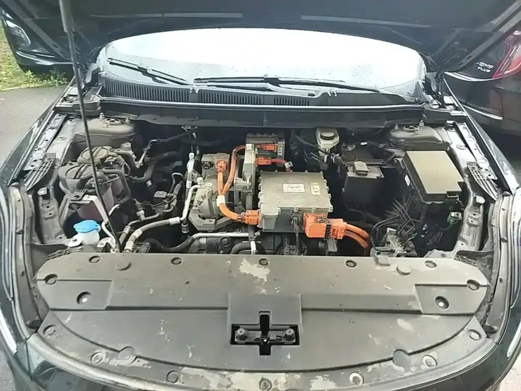 Hongqi E-QM5 2022 Model, 431km Charging Enjoyment Edition — миниатюра 20