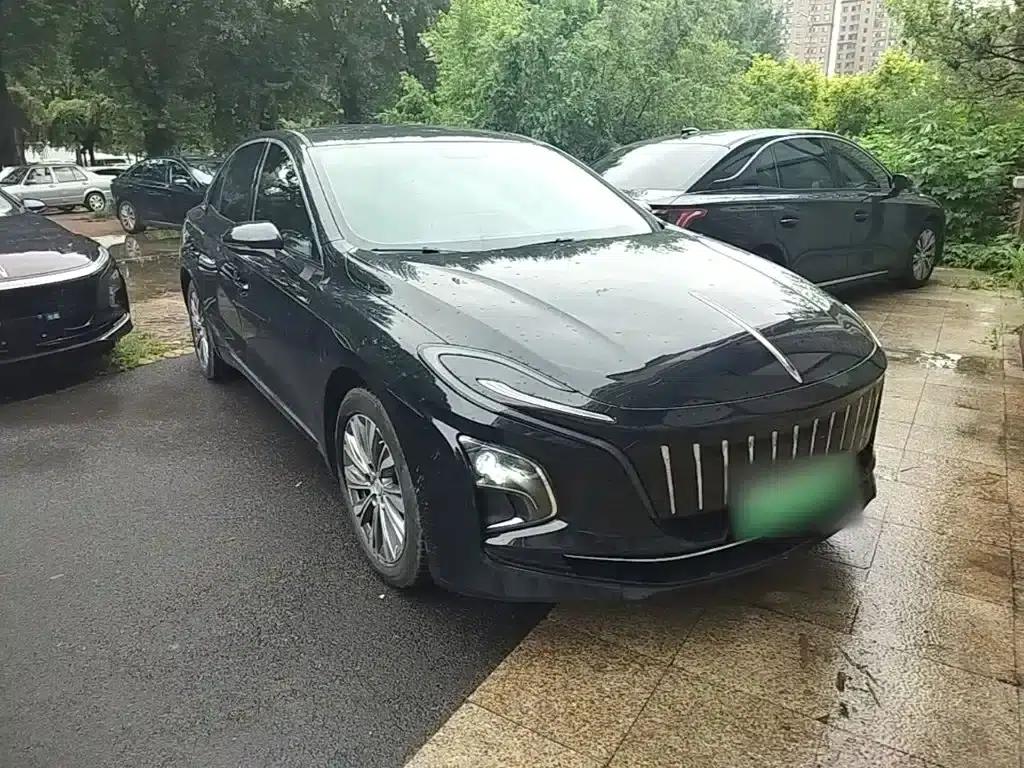 Hongqi E-QM5 2022 Model, 431km Charging Enjoyment Edition — миниатюра 4