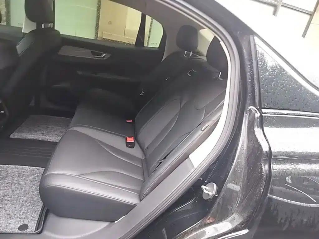 Hongqi E-QM5 2024 Model 610km Plus — миниатюра 17