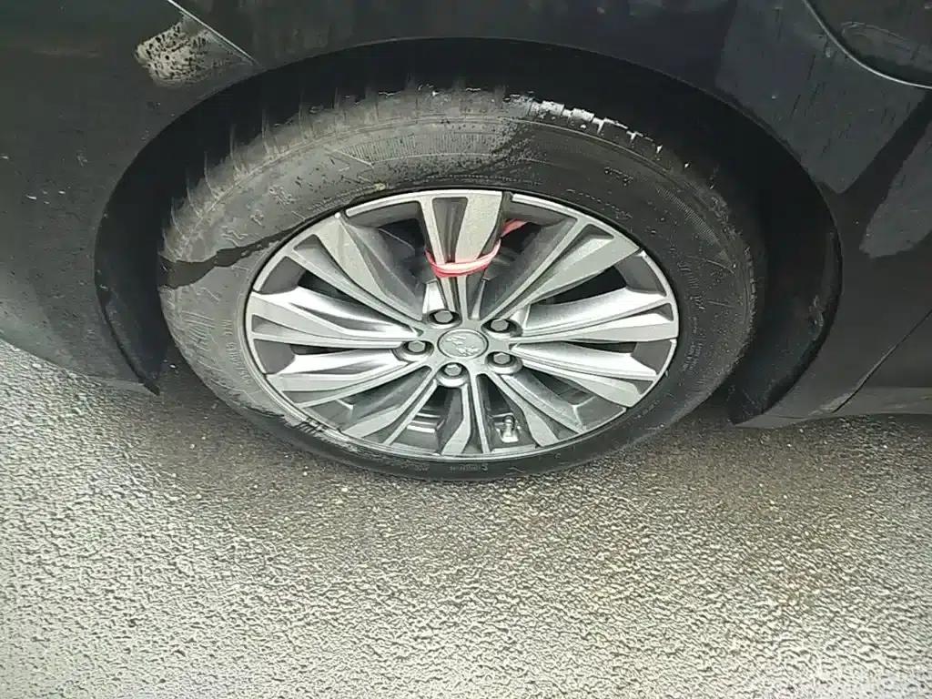 Hongqi E-QM5 2024 Model 610km Plus — миниатюра 23