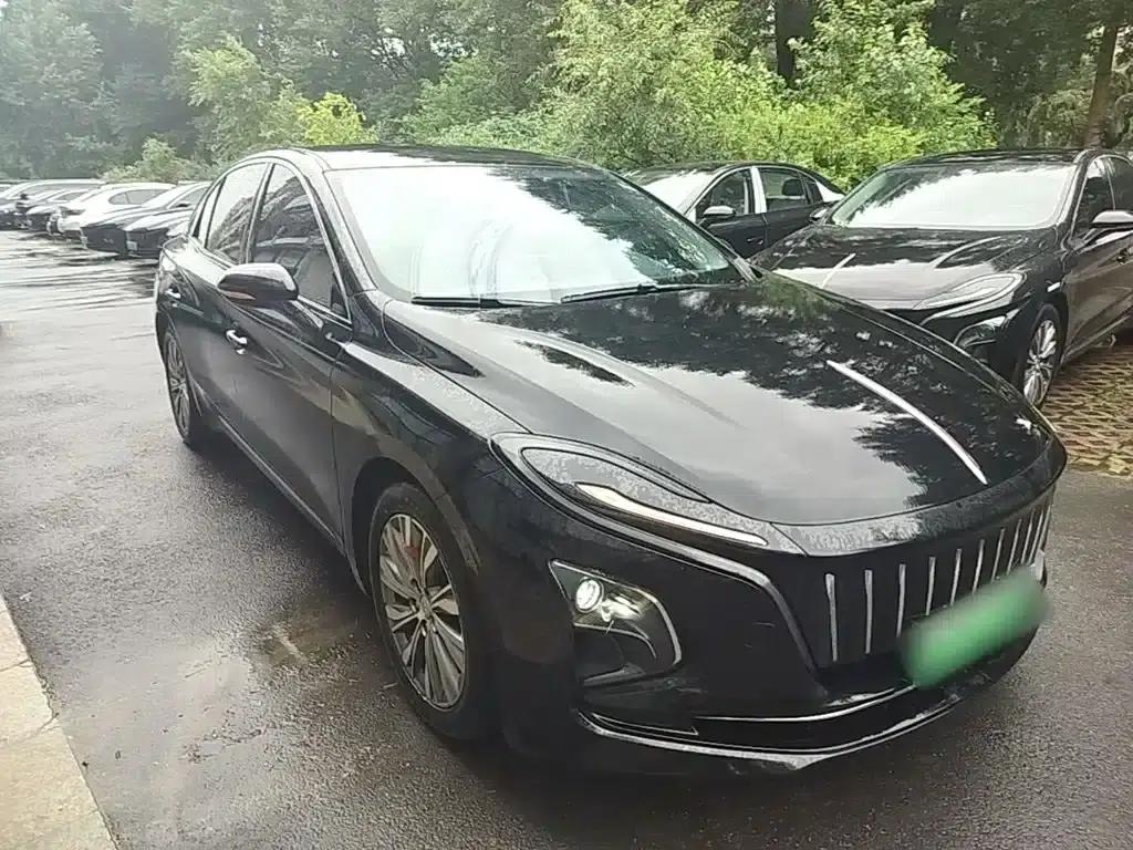 Hongqi E-QM5 2024 Model 610km Plus — миниатюра 4