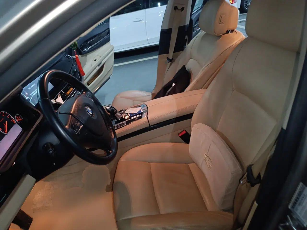 BMW 7 Series 2009 740Li Leading Model — миниатюра 15