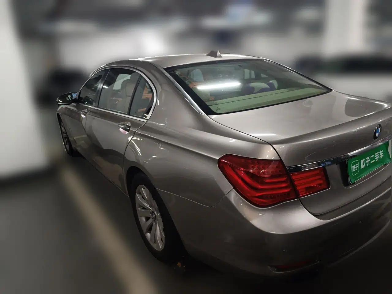 BMW 7 Series 2009 740Li Leading Model — миниатюра 4