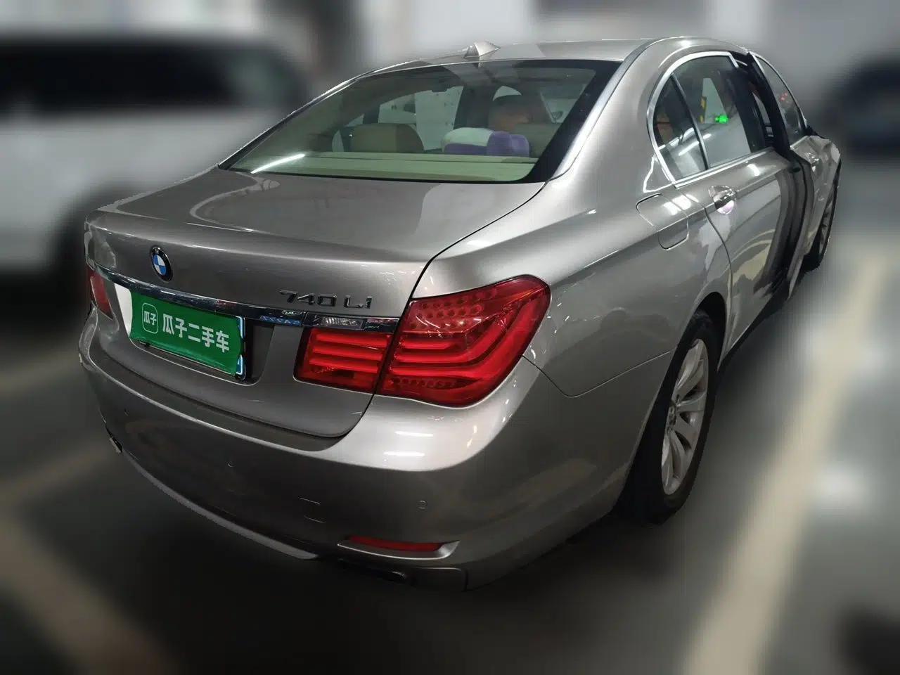 BMW 7 Series 2009 740Li Leading Model — миниатюра 6