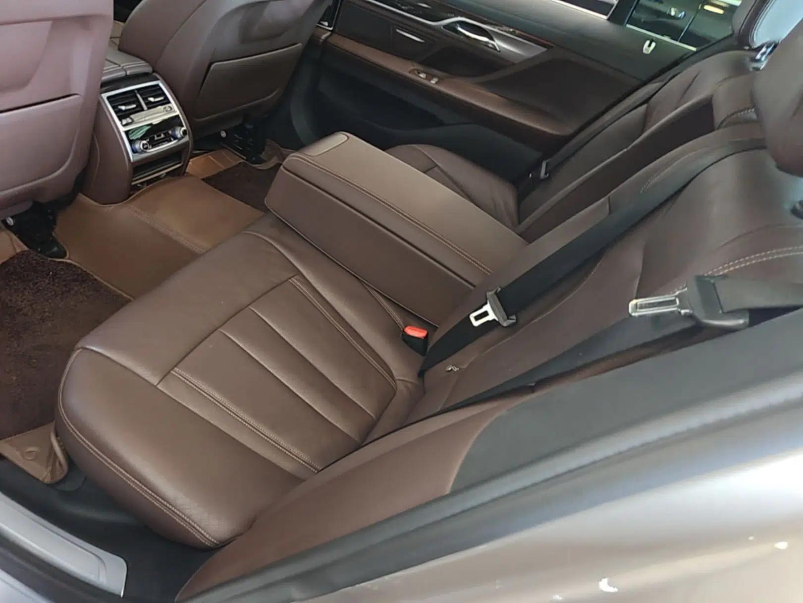 BMW 7 Series 2018 730Li Leading Model Excellence Package — миниатюра 20