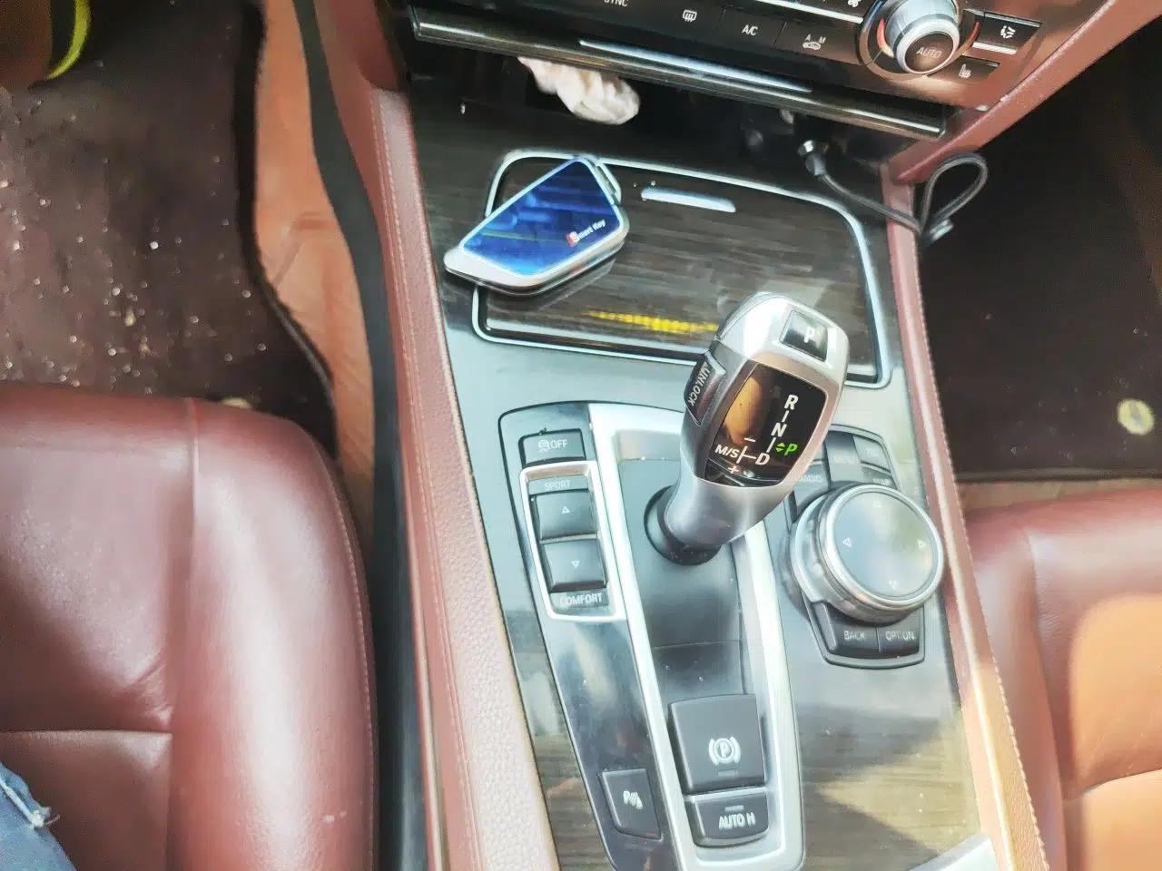 BMW 7 Series 2013 730Li Leading Model — миниатюра 14